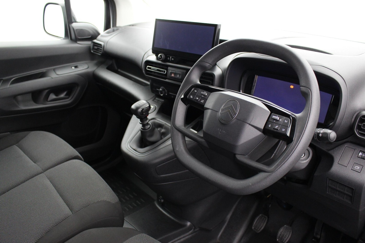 Used Citroen Berlingo 2024 for sale - 76302269: Photo 8