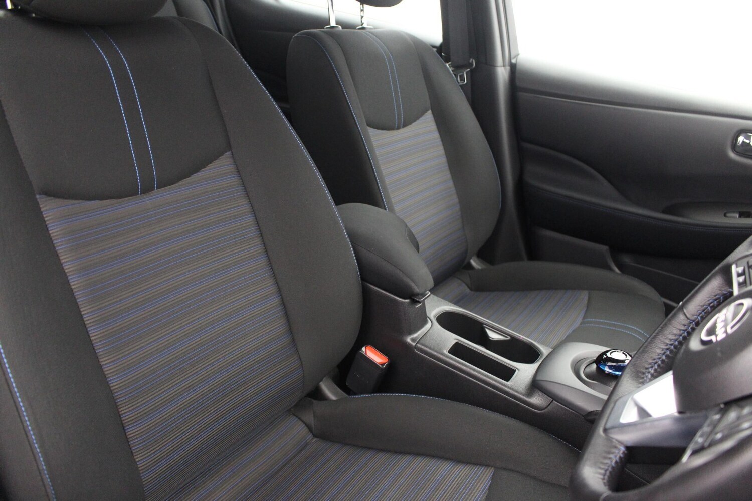 Used Nissan Leaf 2022 for sale - 77959878: Photo 11