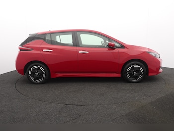 Used Nissan Leaf 2022 for sale - 77959878: Photo