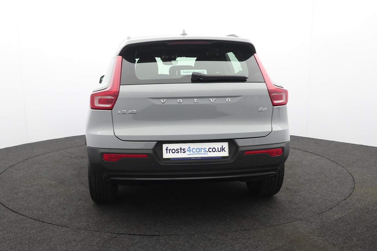 Used Volvo XC40 2025 for sale - 77031319: Photo 4