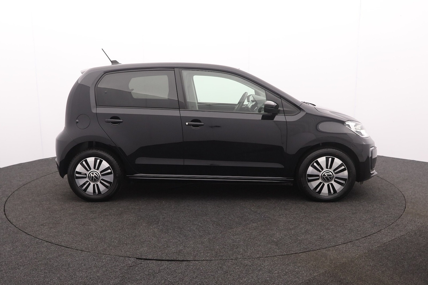 Used Volkswagen up! 2022 for sale - 76971207: Photo 3