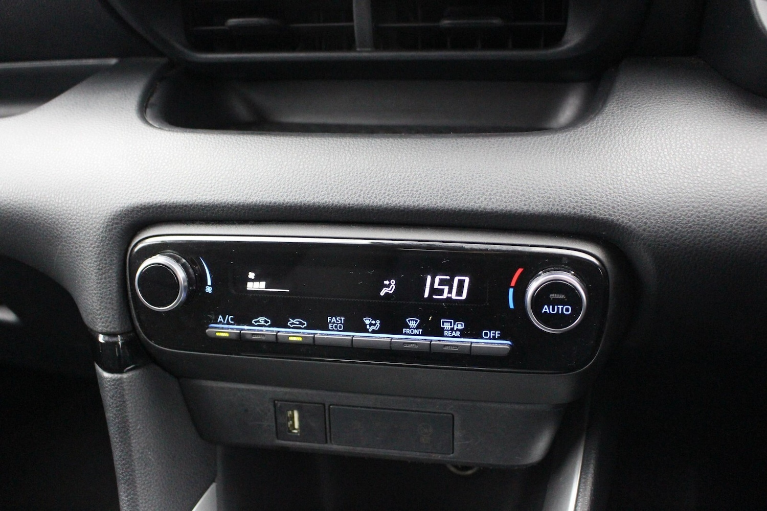 Used Toyota Yaris 2023 for sale - 76647831: Photo 13