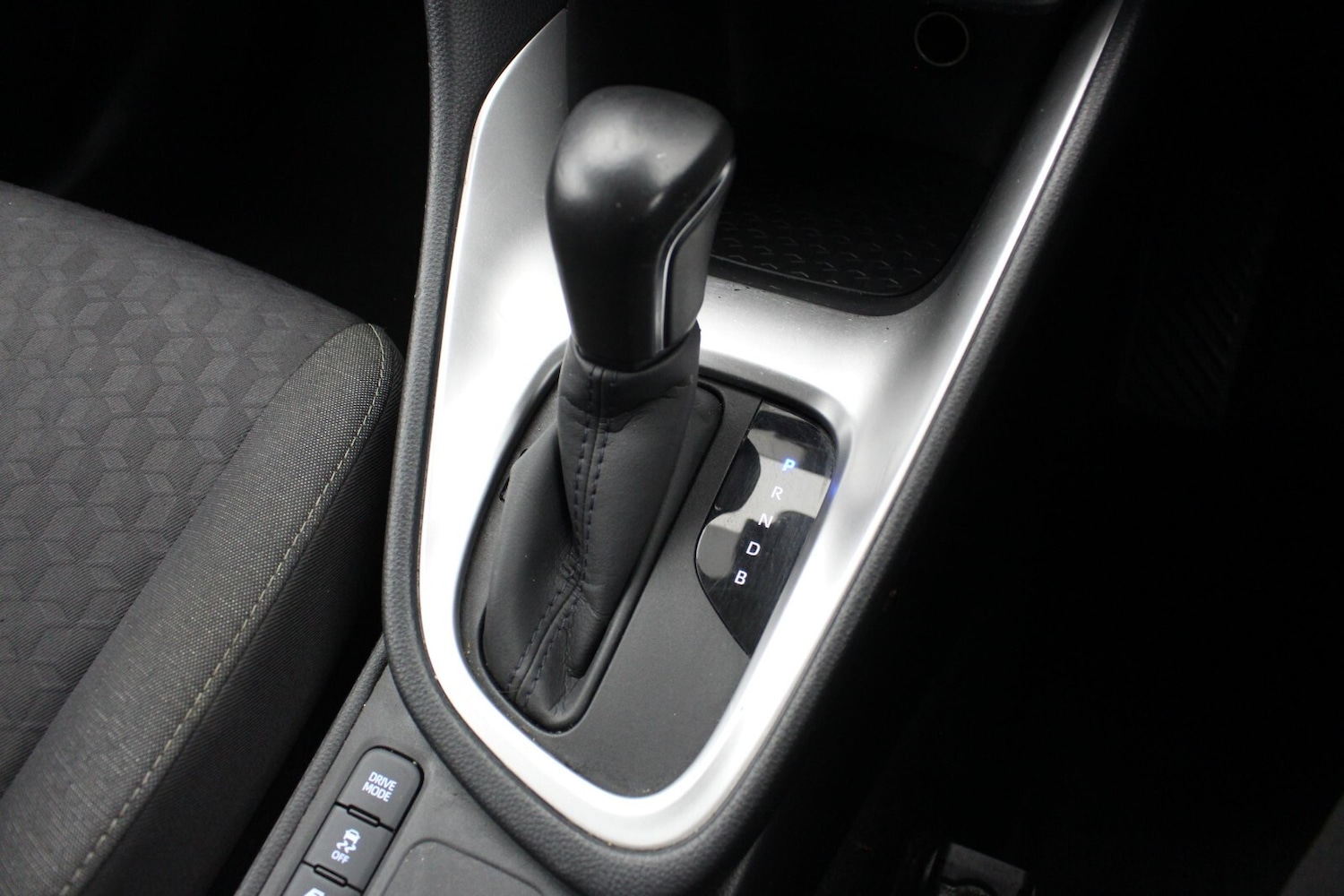 Used Toyota Yaris 2023 for sale - 76647831: Photo 14