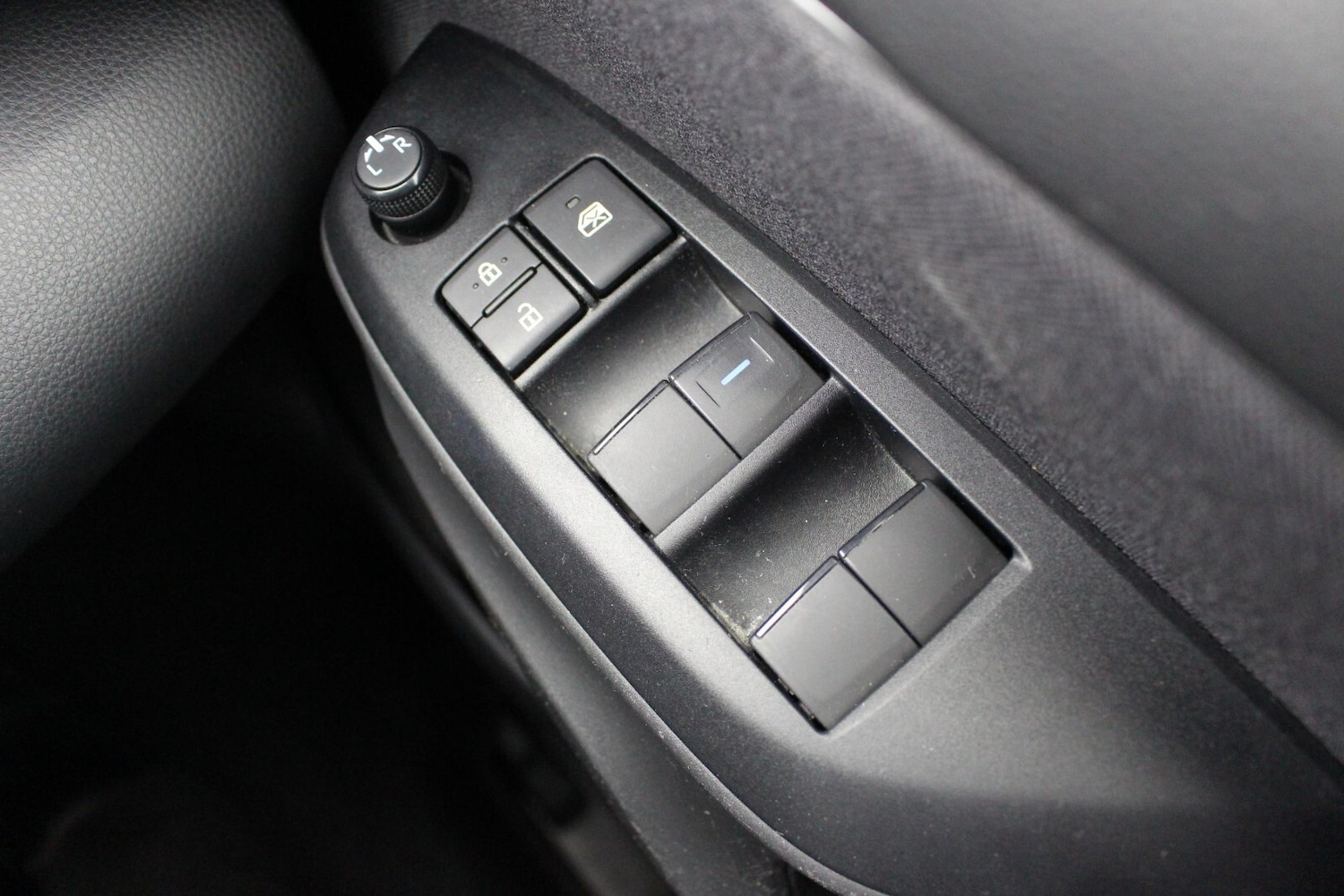 Used Toyota Yaris 2023 for sale - 76647831: Photo 18