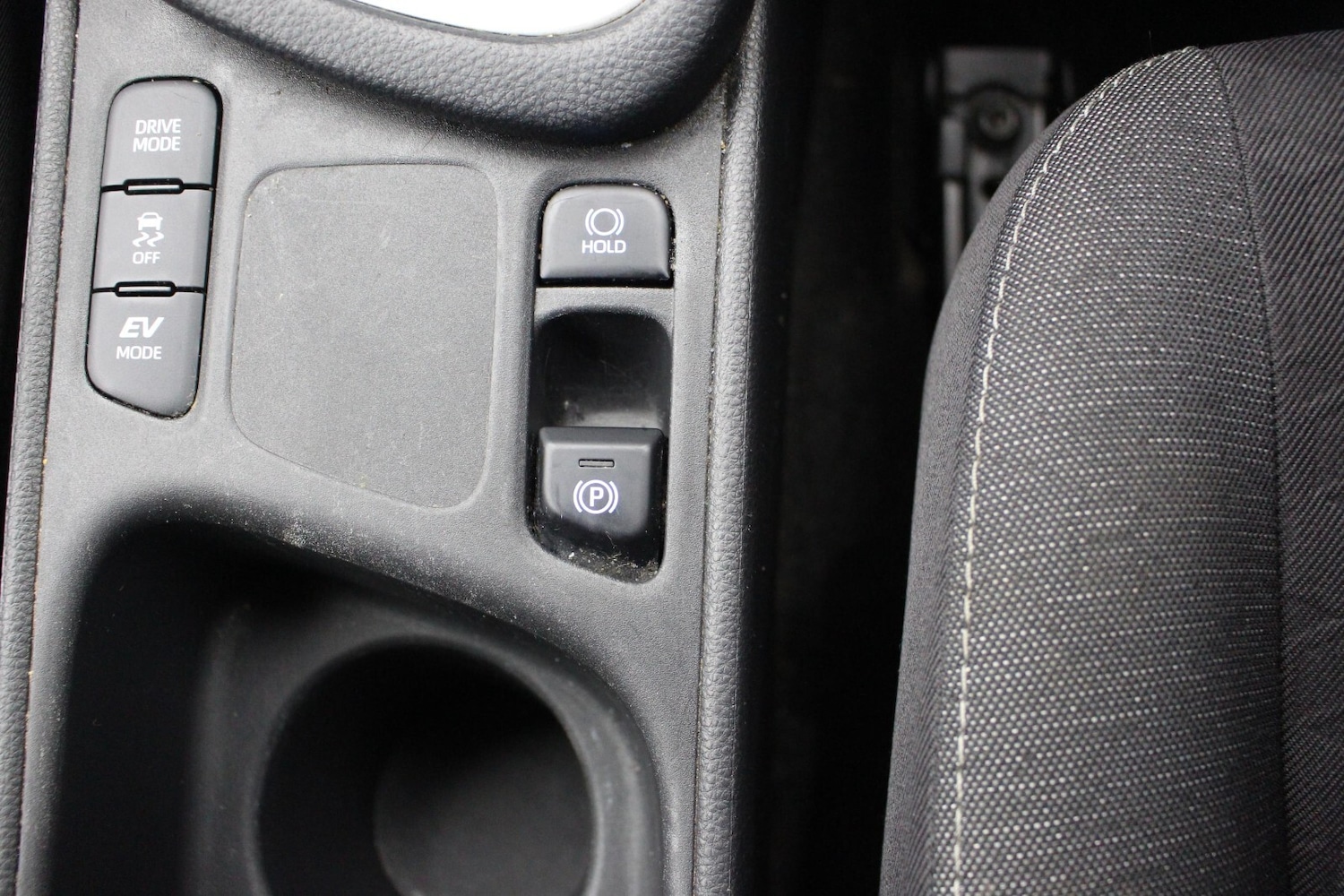 Used Toyota Yaris 2023 for sale - 76647831: Photo 20