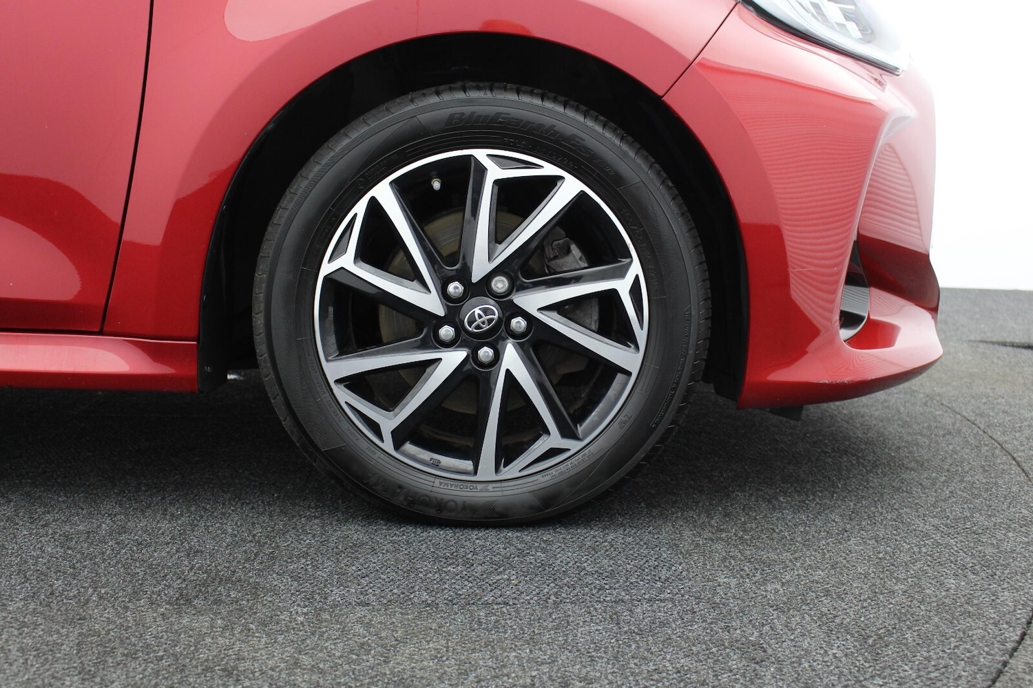 Used Toyota Yaris 2023 for sale - 76647831: Photo 37