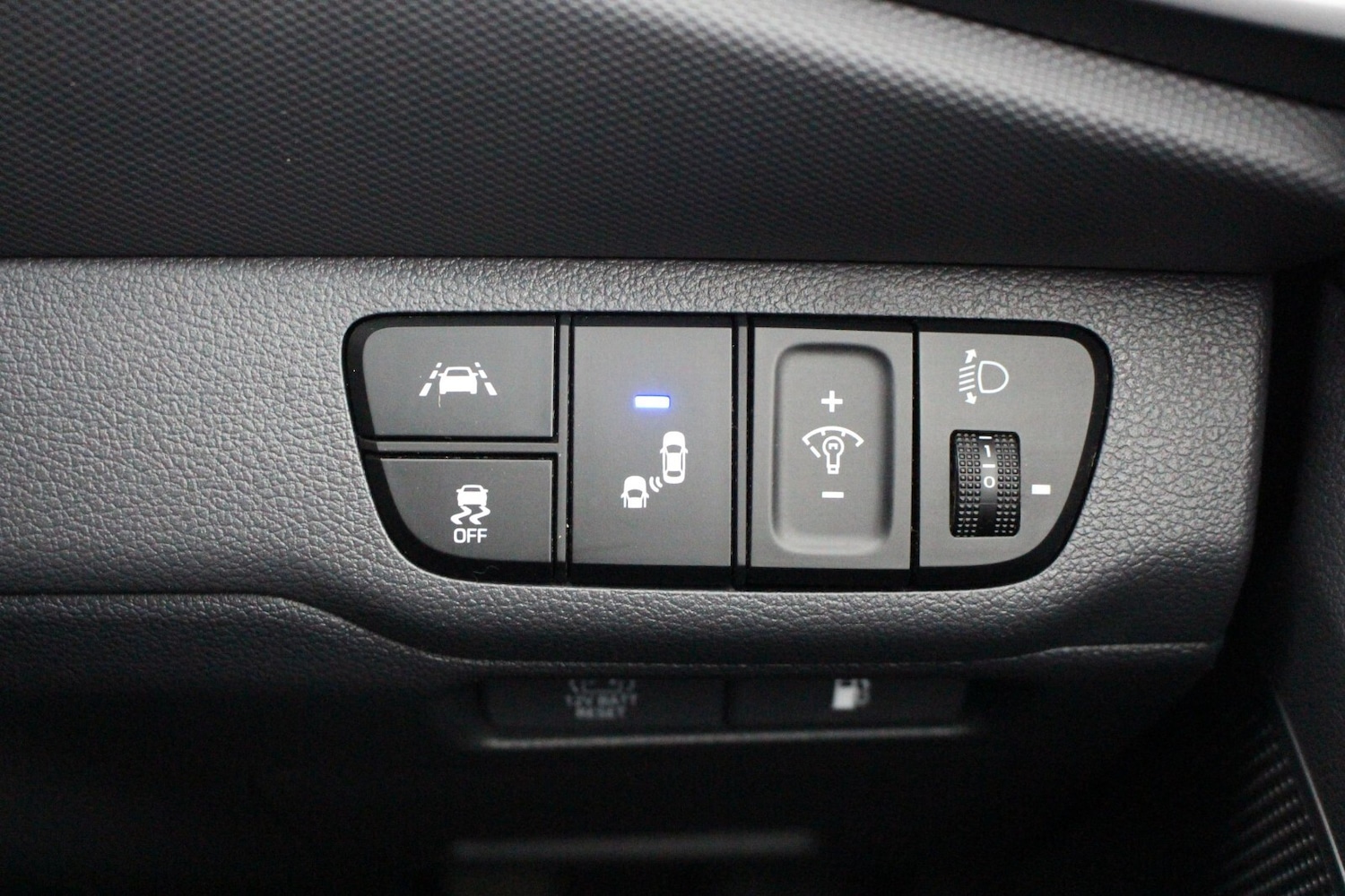 Used Hyundai IONIQ 2022 for sale - 76302253: Photo 26