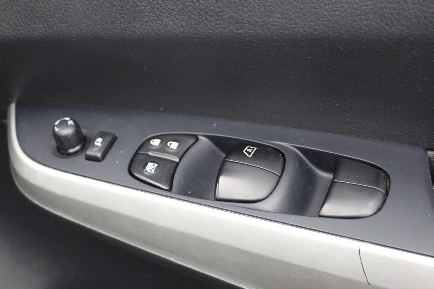 Used Nissan Navara 2021 for sale - 77614351: Photo 26