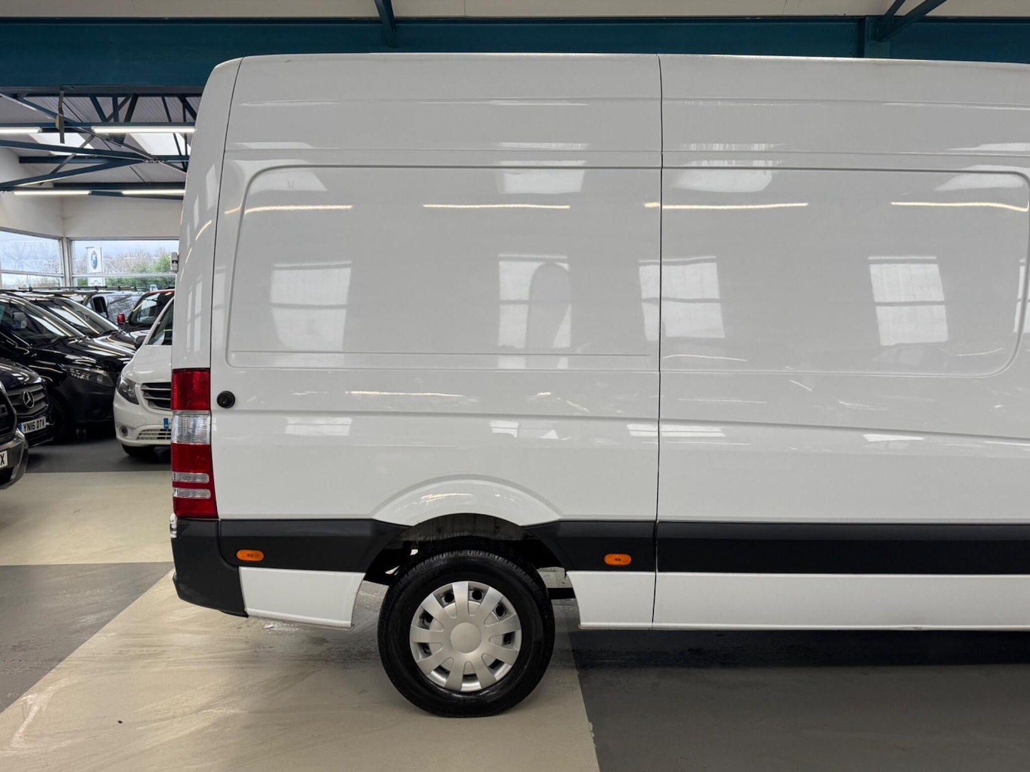 Used Mercedes-Benz Sprinter 2014 for sale - 77364327: Photo 11