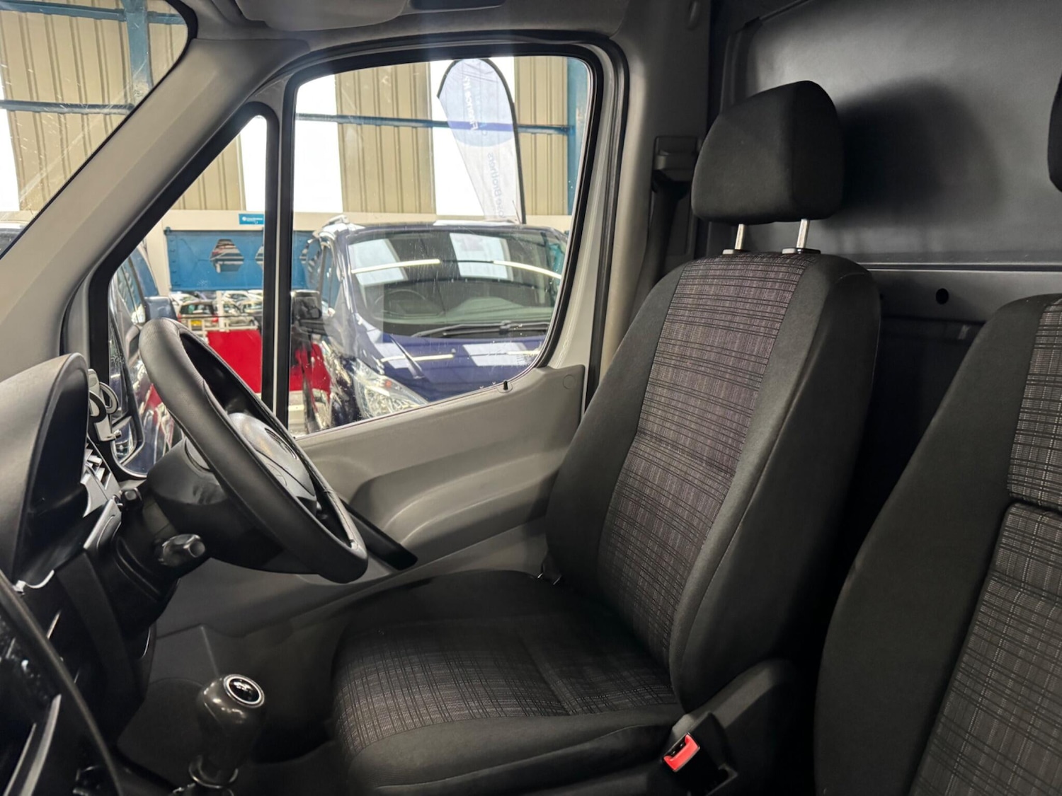 Used Mercedes-Benz Sprinter 2014 for sale - 77364327: Photo 17