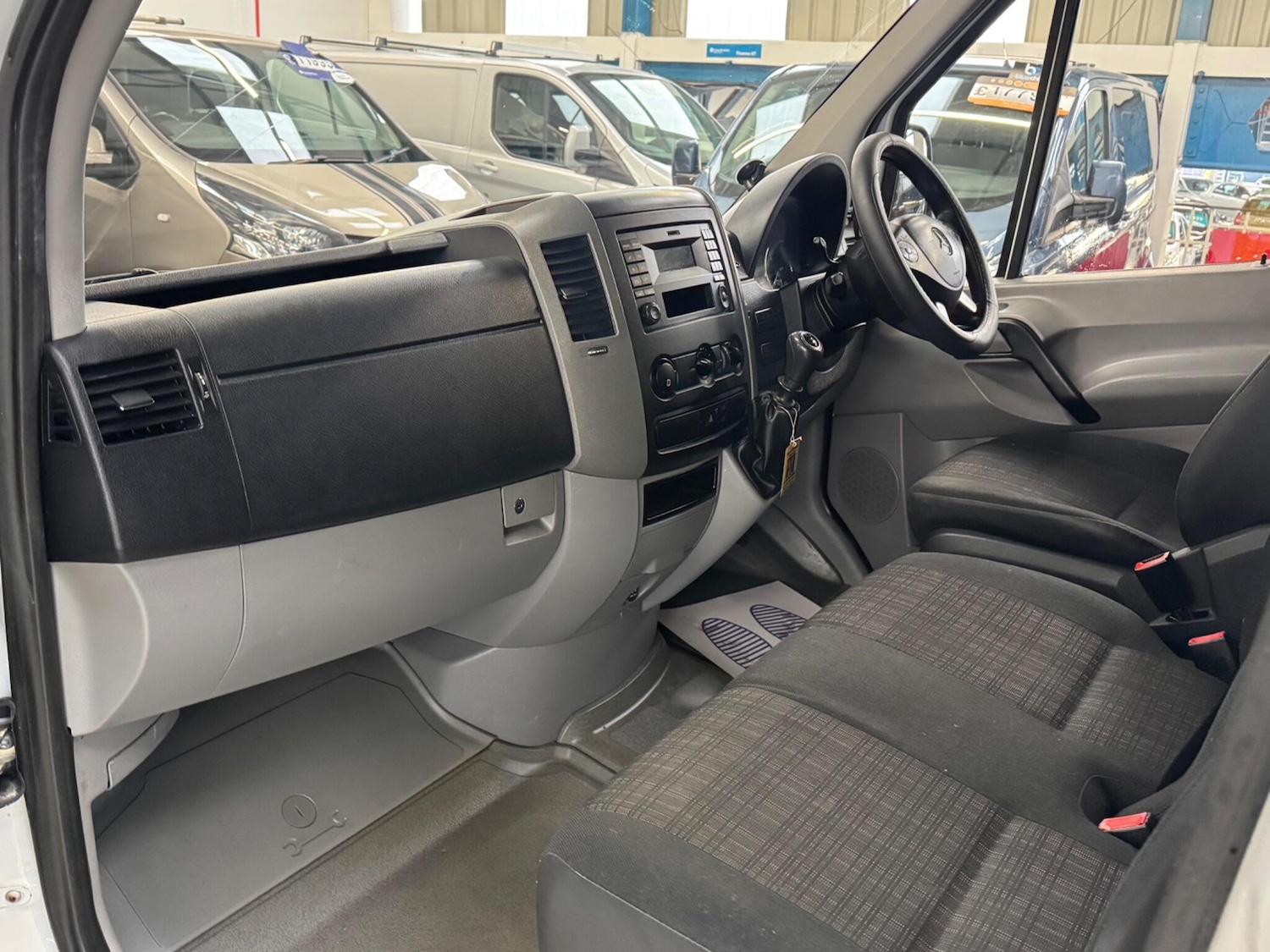 Used Mercedes-Benz Sprinter 2014 for sale - 77364327: Photo 24