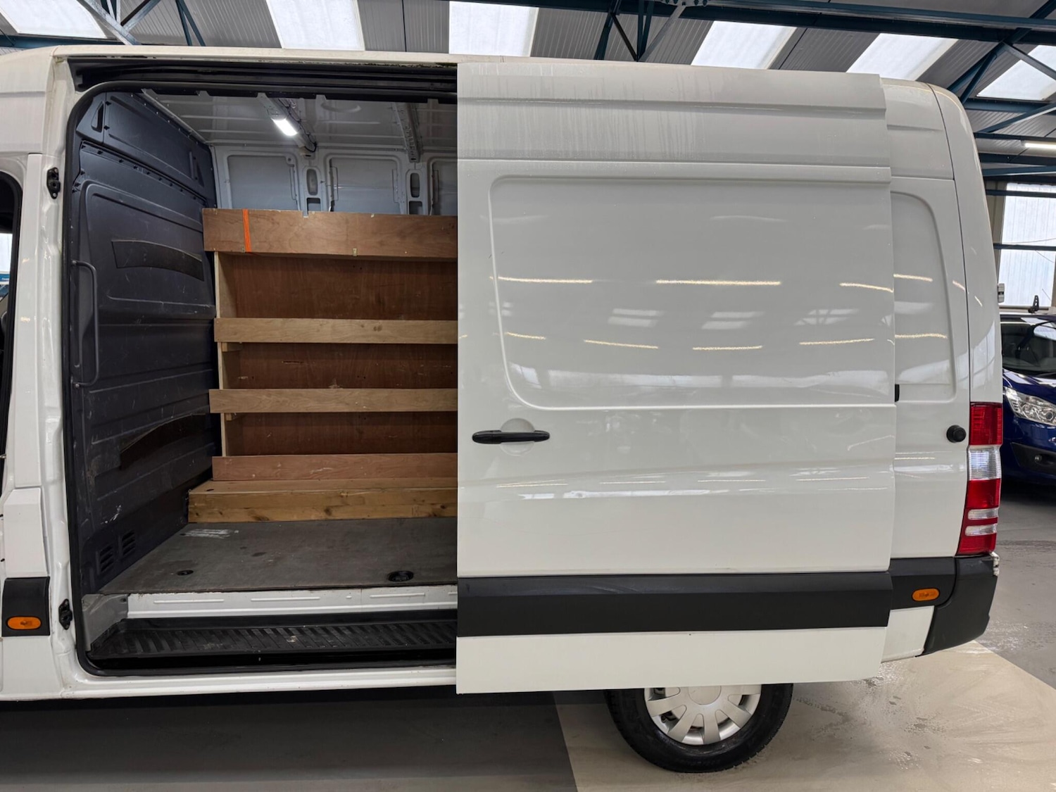 Used Mercedes-Benz Sprinter 2014 for sale - 77364327: Photo 31