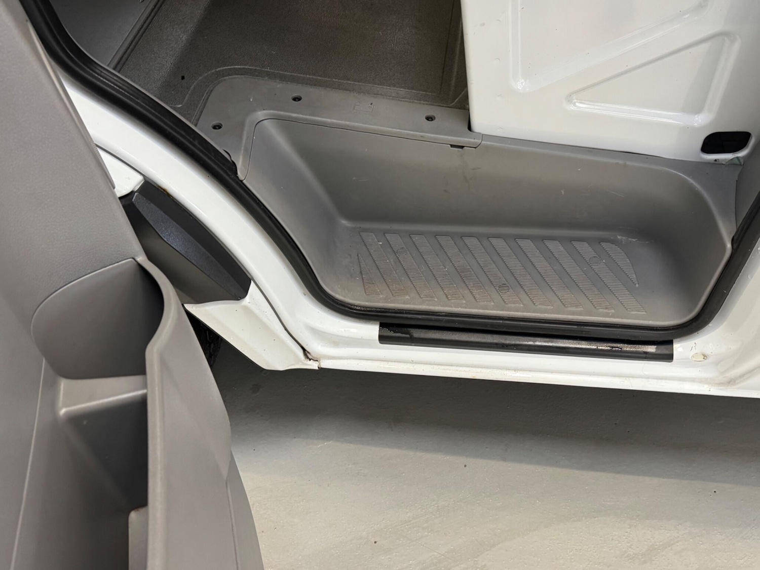 Used Mercedes-Benz Sprinter 2014 for sale - 77364327: Photo 34