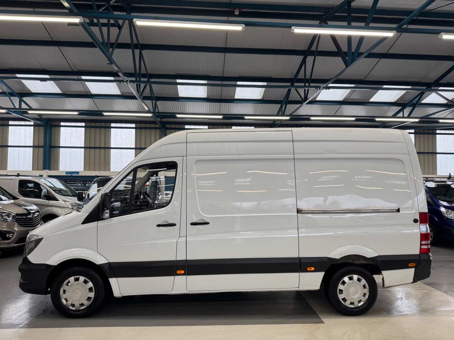 Used Mercedes-Benz Sprinter 2014 for sale - 77364327: Photo 5