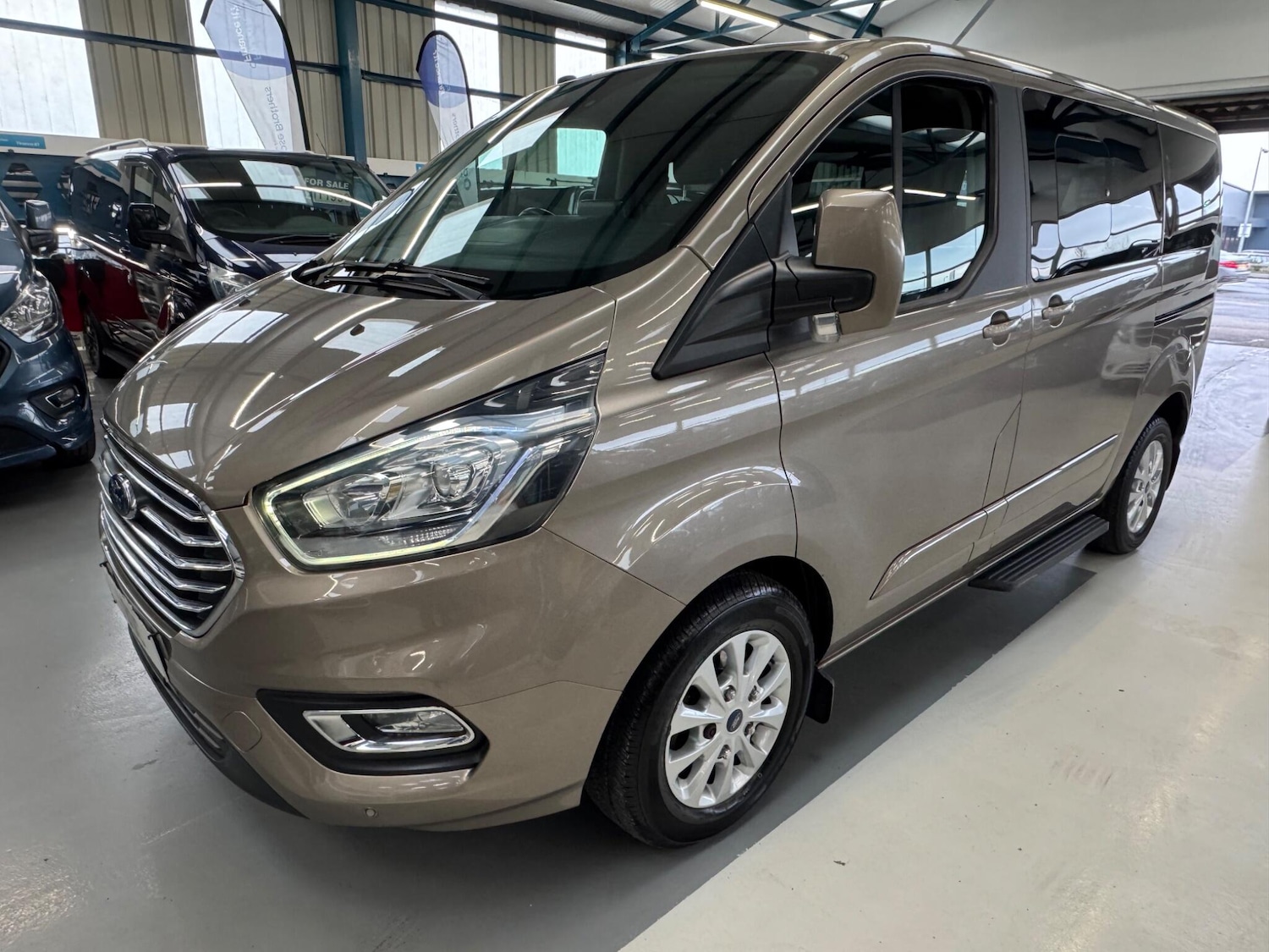 Used Ford Tourneo Custom 2018 for sale - 77410852: Photo 10