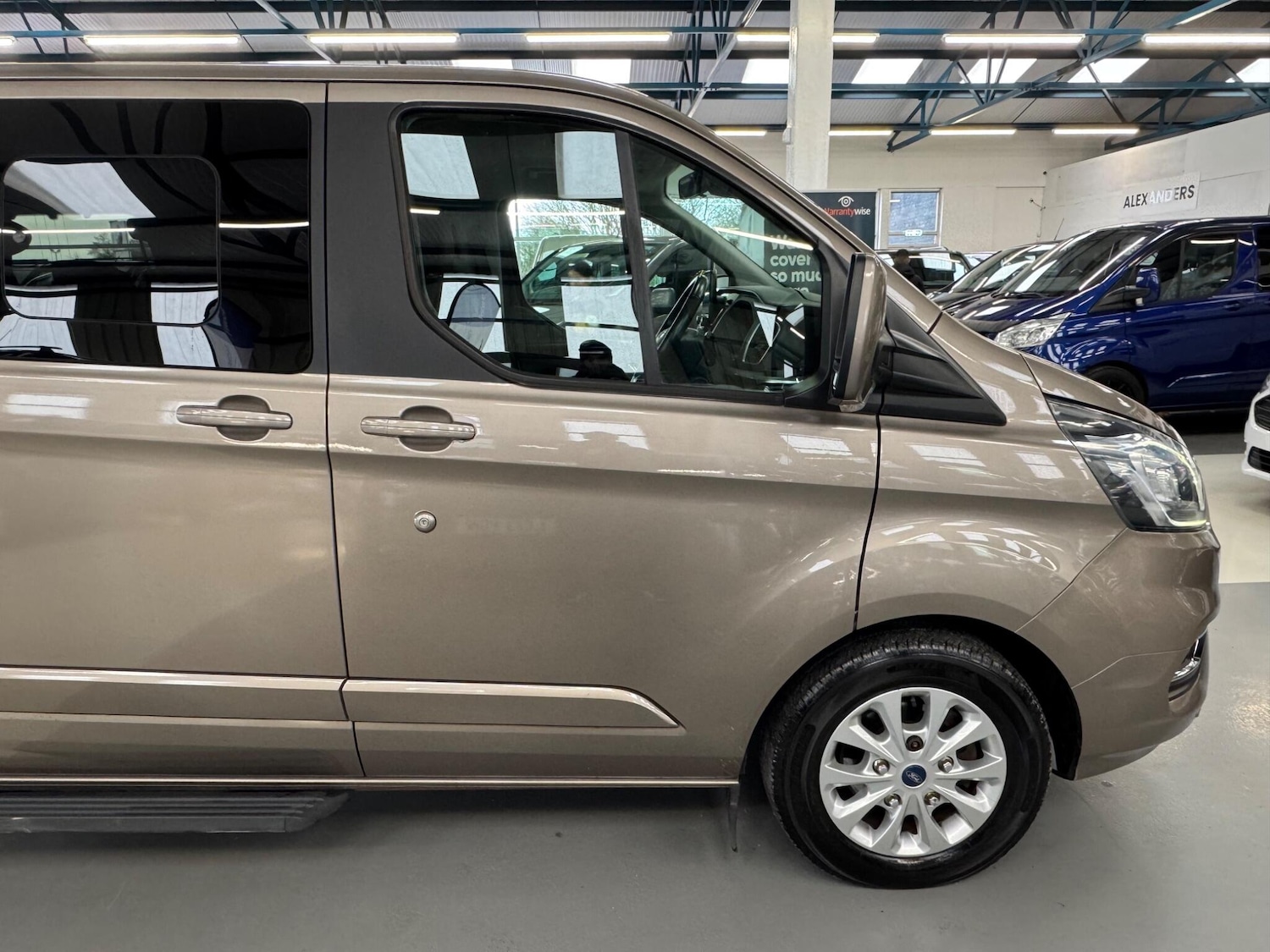 Used Ford Tourneo Custom 2018 for sale - 77410852: Photo 12