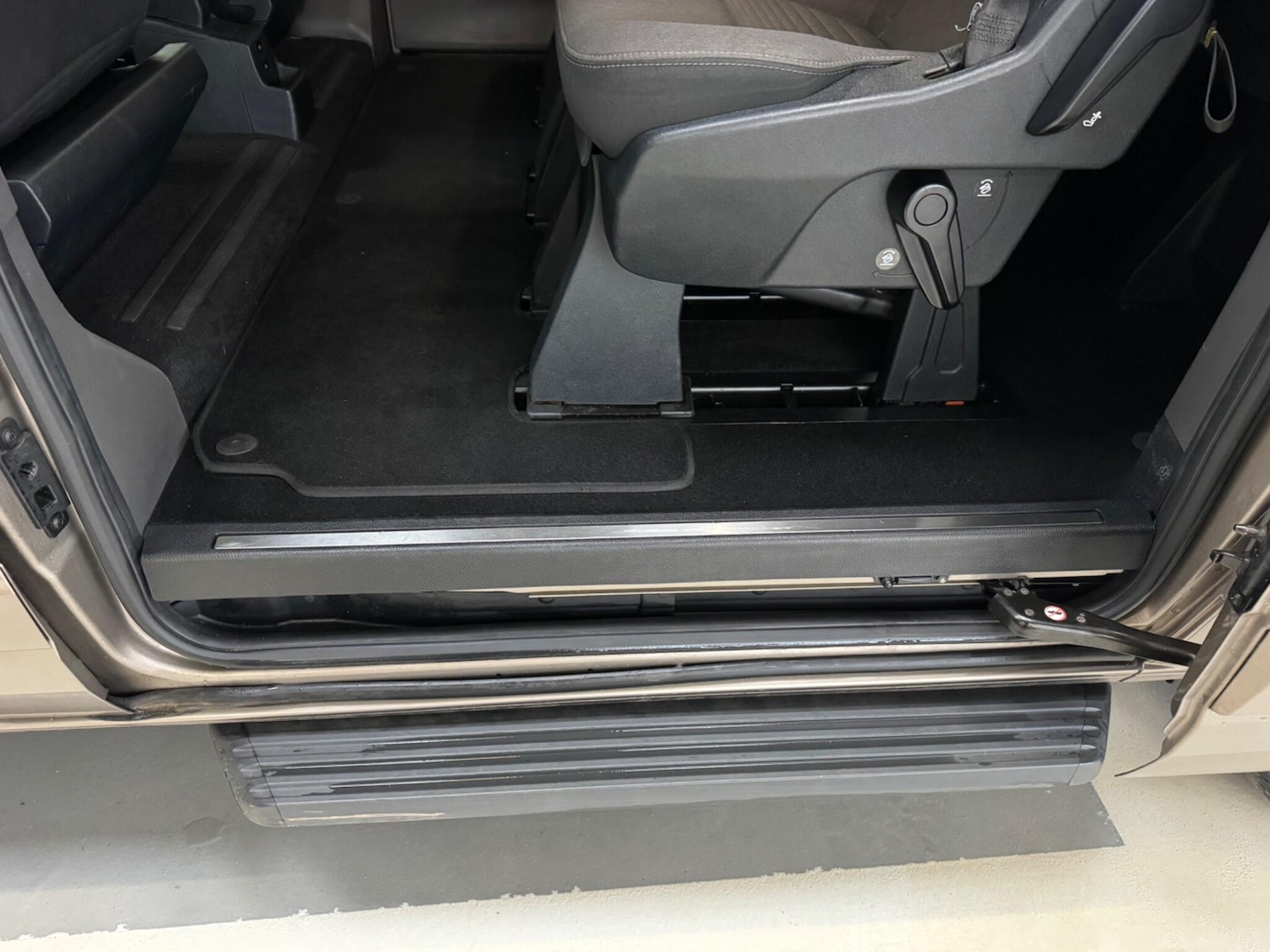 Used Ford Tourneo Custom 2018 for sale - 77410852: Photo 29