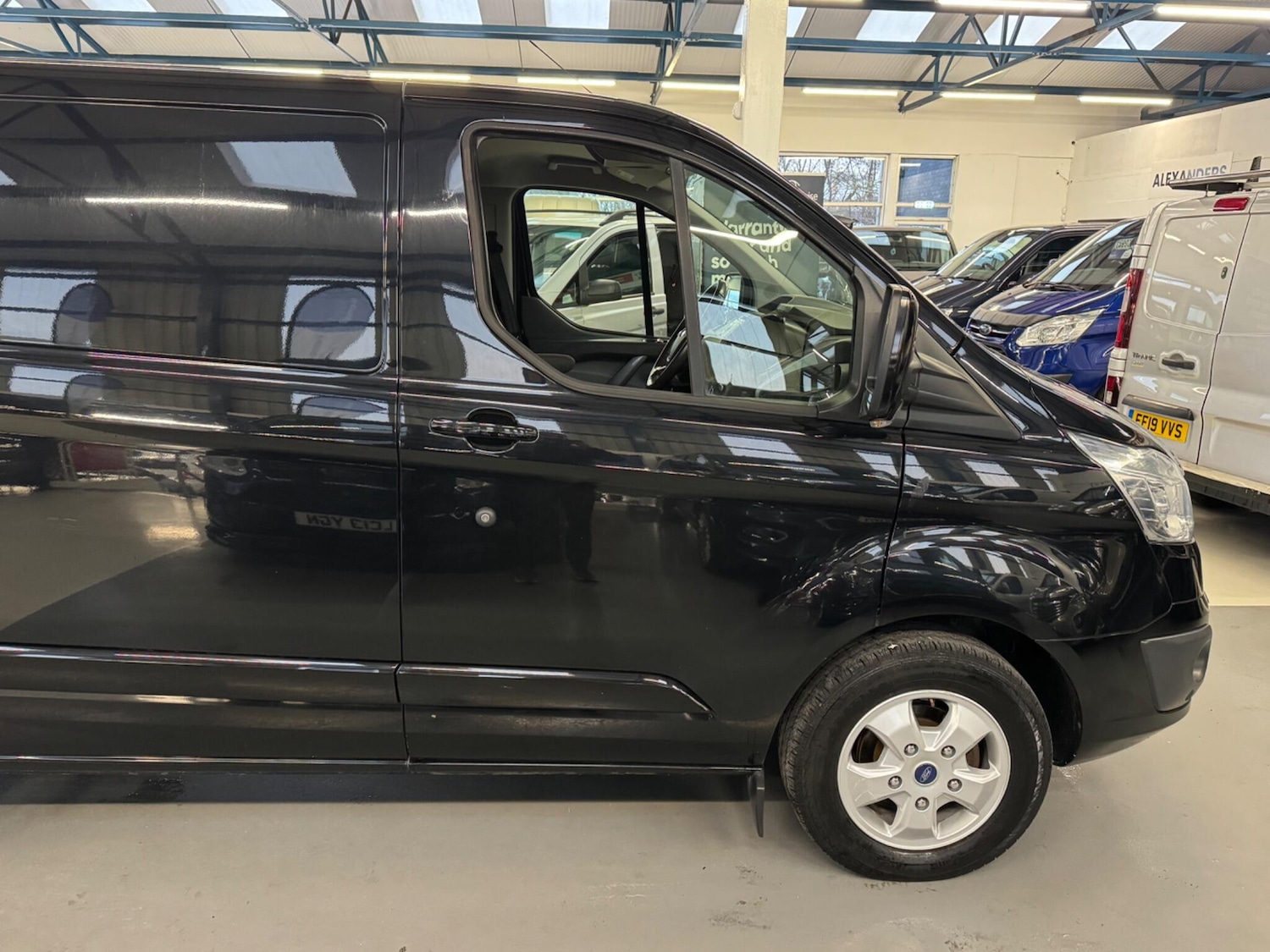 Used Ford Transit Custom 2016 for sale - 77364290: Photo 7