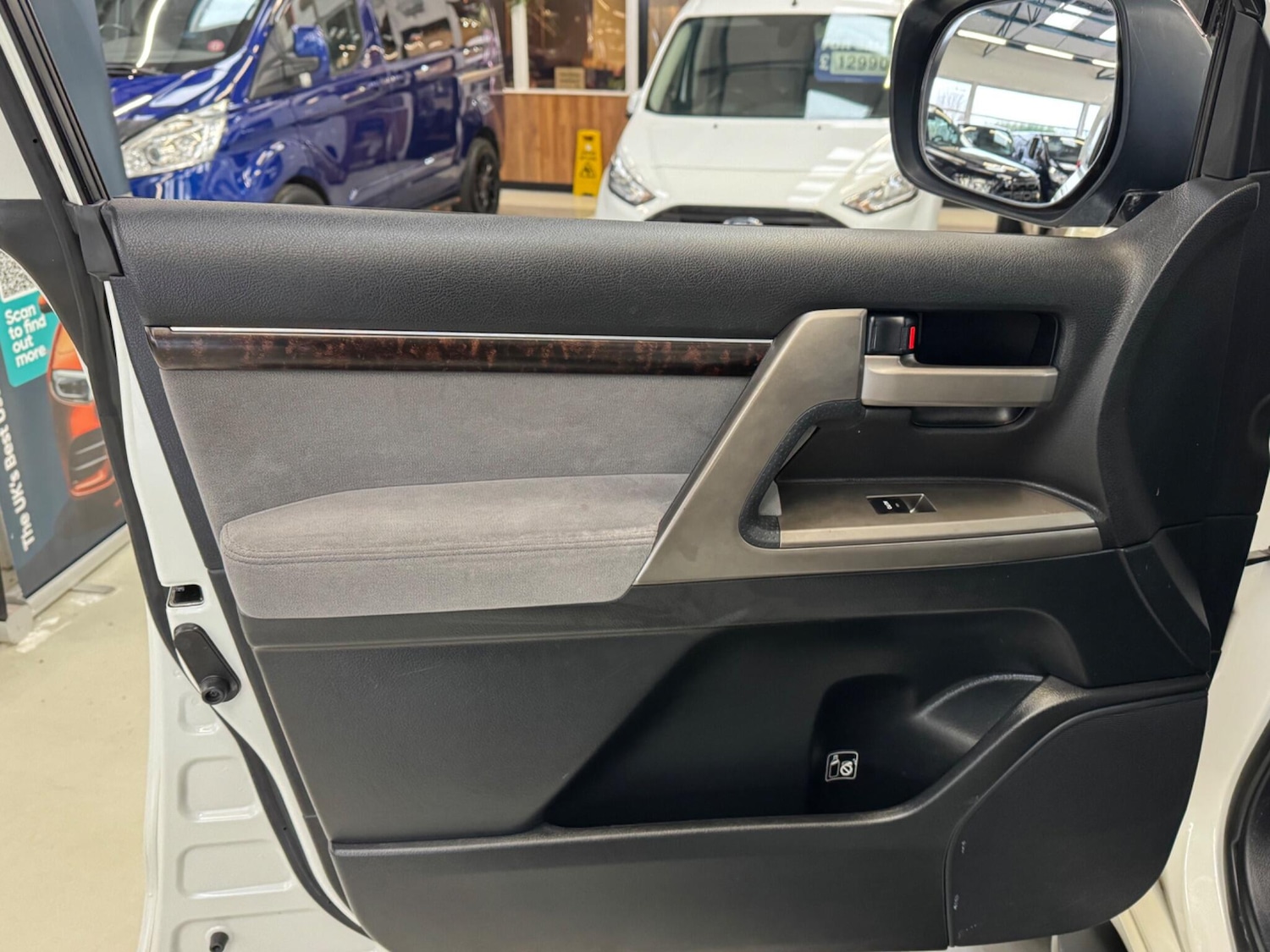 Used Toyota Land Cruiser 2023 for sale - 77424678: Photo 22