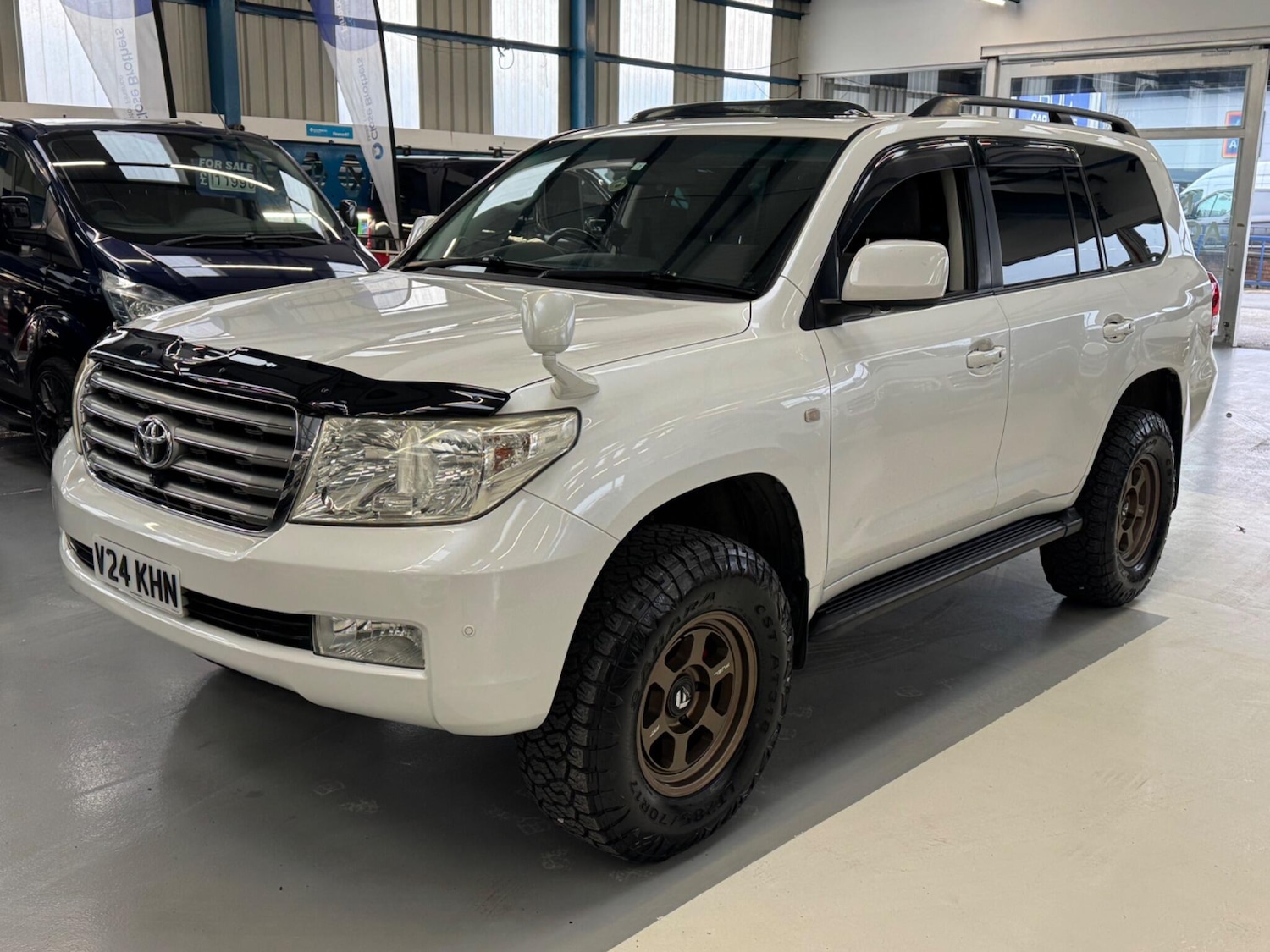 Used Toyota Land Cruiser 2023 for sale - 77424678: Photo 3