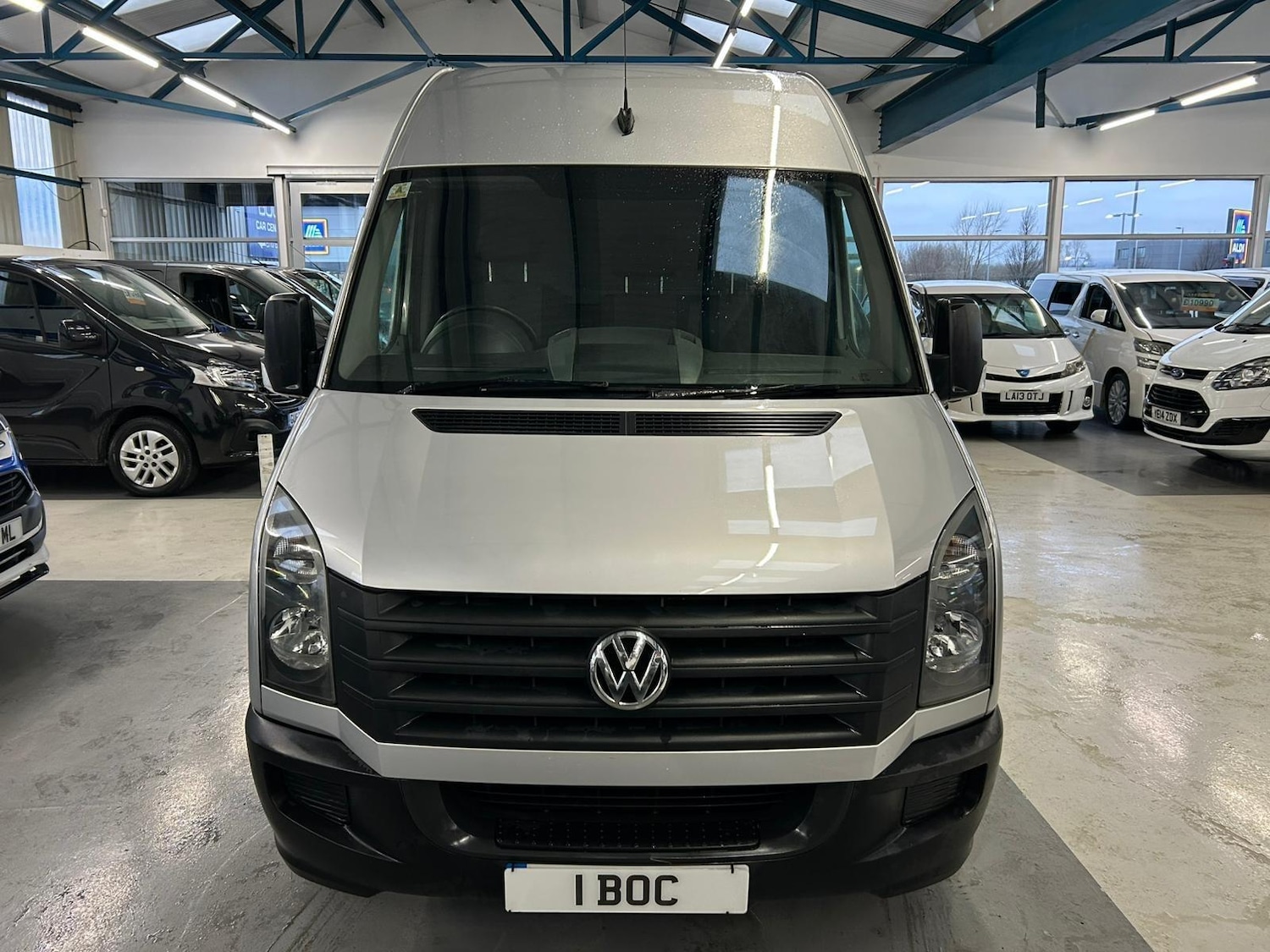 Used Volkswagen Crafter 2016 for sale - 77364367: Photo 2