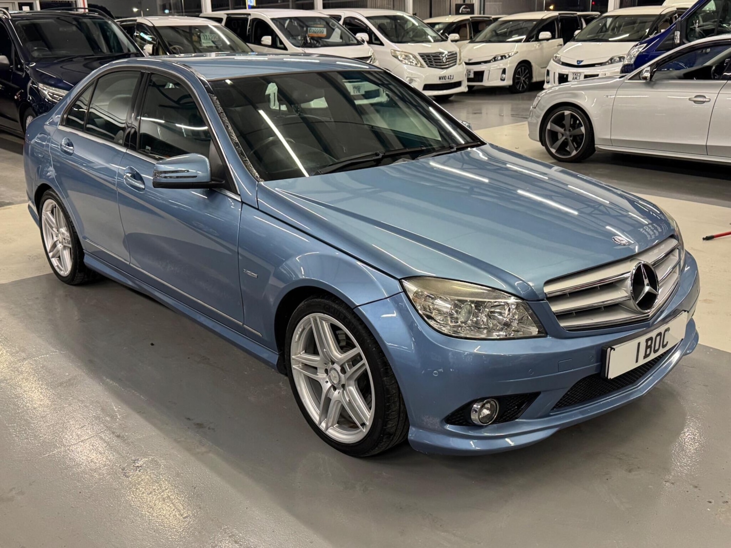 Used Mercedes-Benz C Class 2010 for sale - 77364339: Photo 1