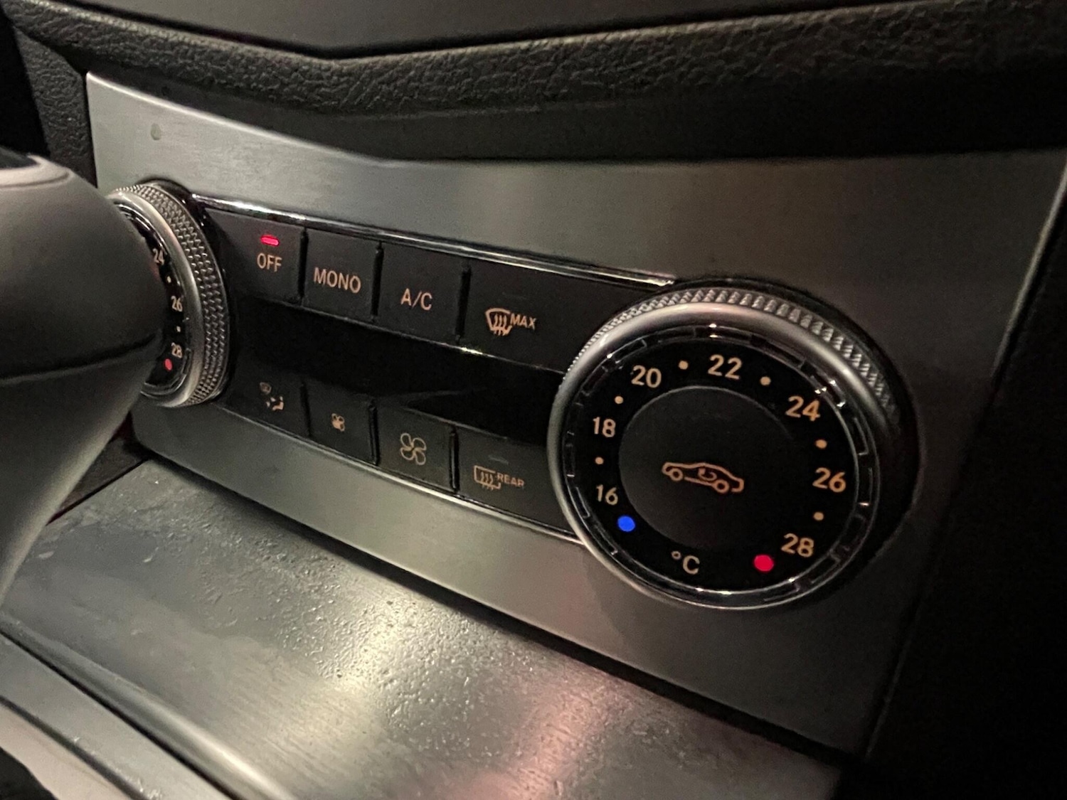 Used Mercedes-Benz C Class 2010 for sale - 77364339: Photo 13