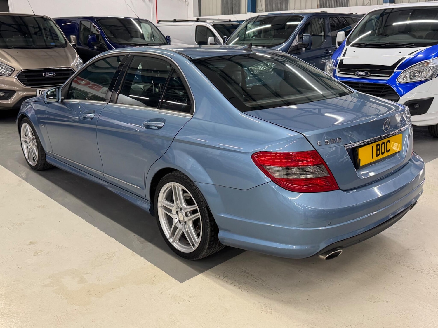 Used Mercedes-Benz C Class 2010 for sale - 77364339: Photo 4