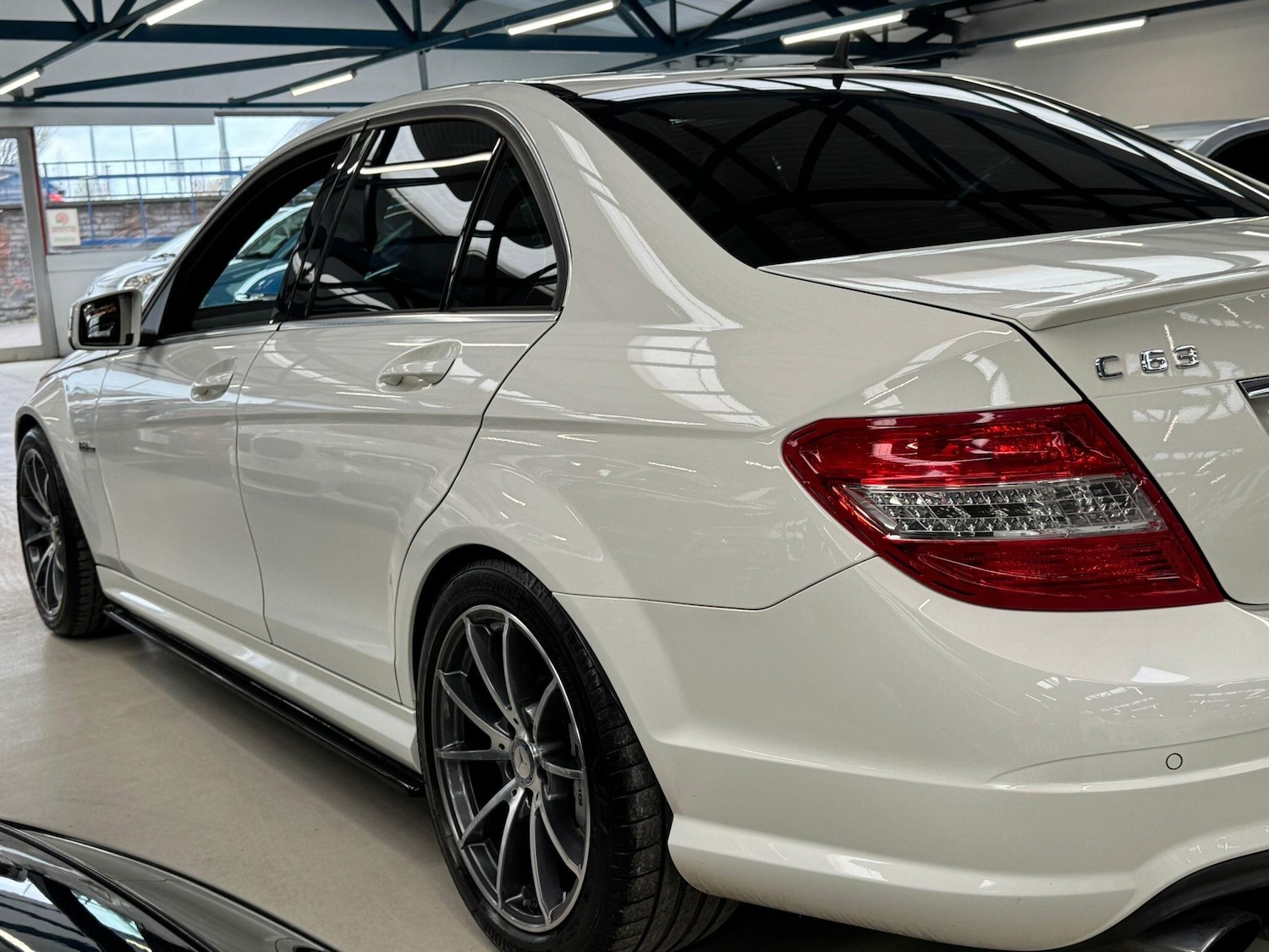 Used Mercedes-Benz C Class 2010 for sale - 77898401: Photo 10