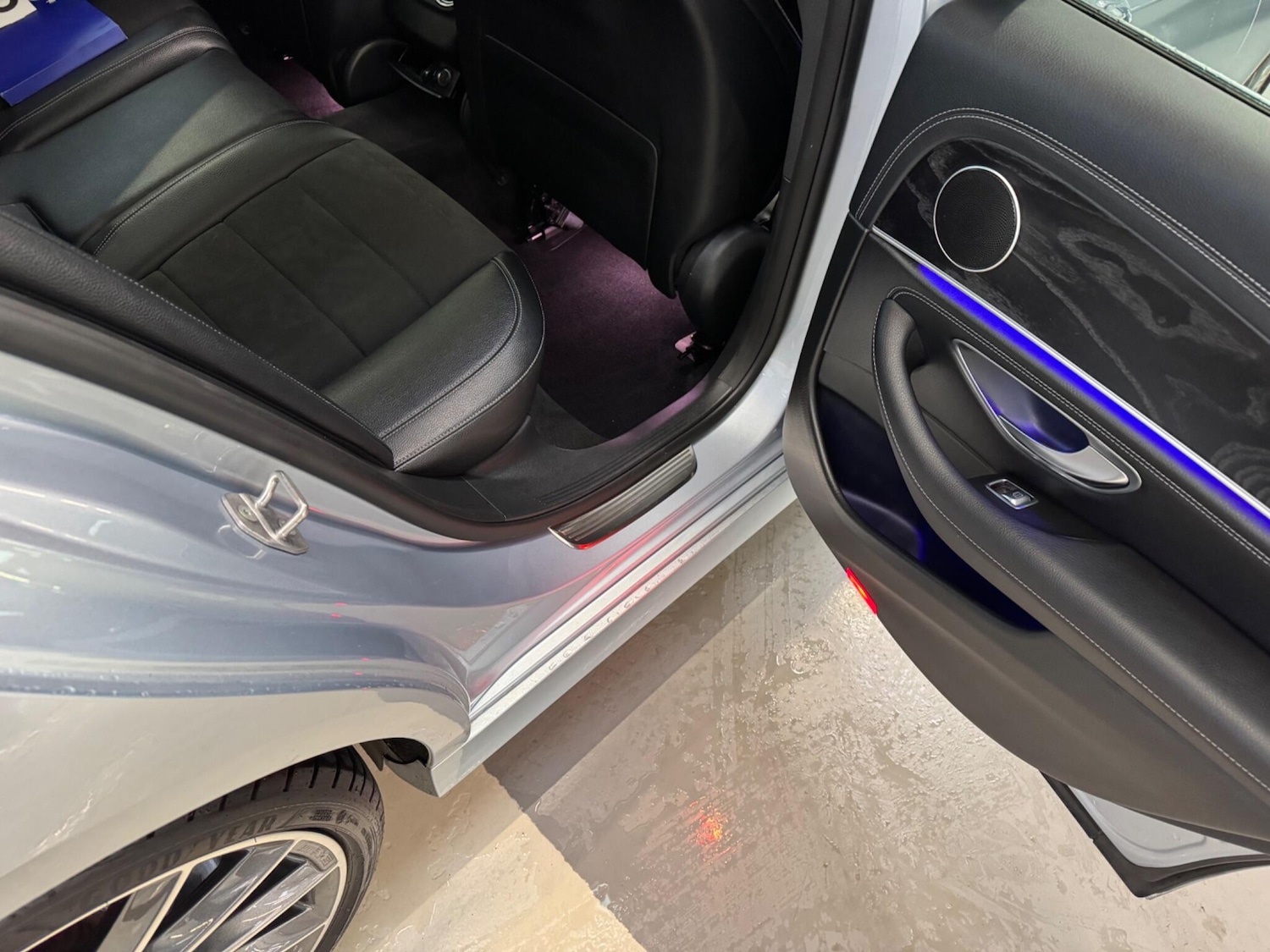 Used Mercedes-Benz E Class for sale - 77364287: Photo 21