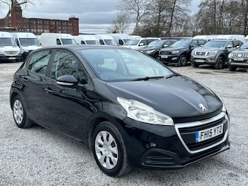 Used Peugeot 208 2015 for sale - 77559281: Photo