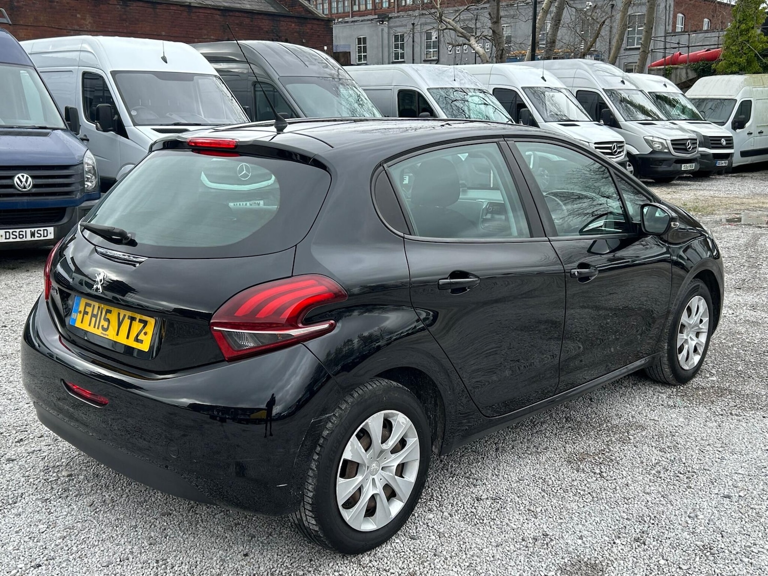 Used Peugeot 208 2015 for sale - 77559281: Photo 7