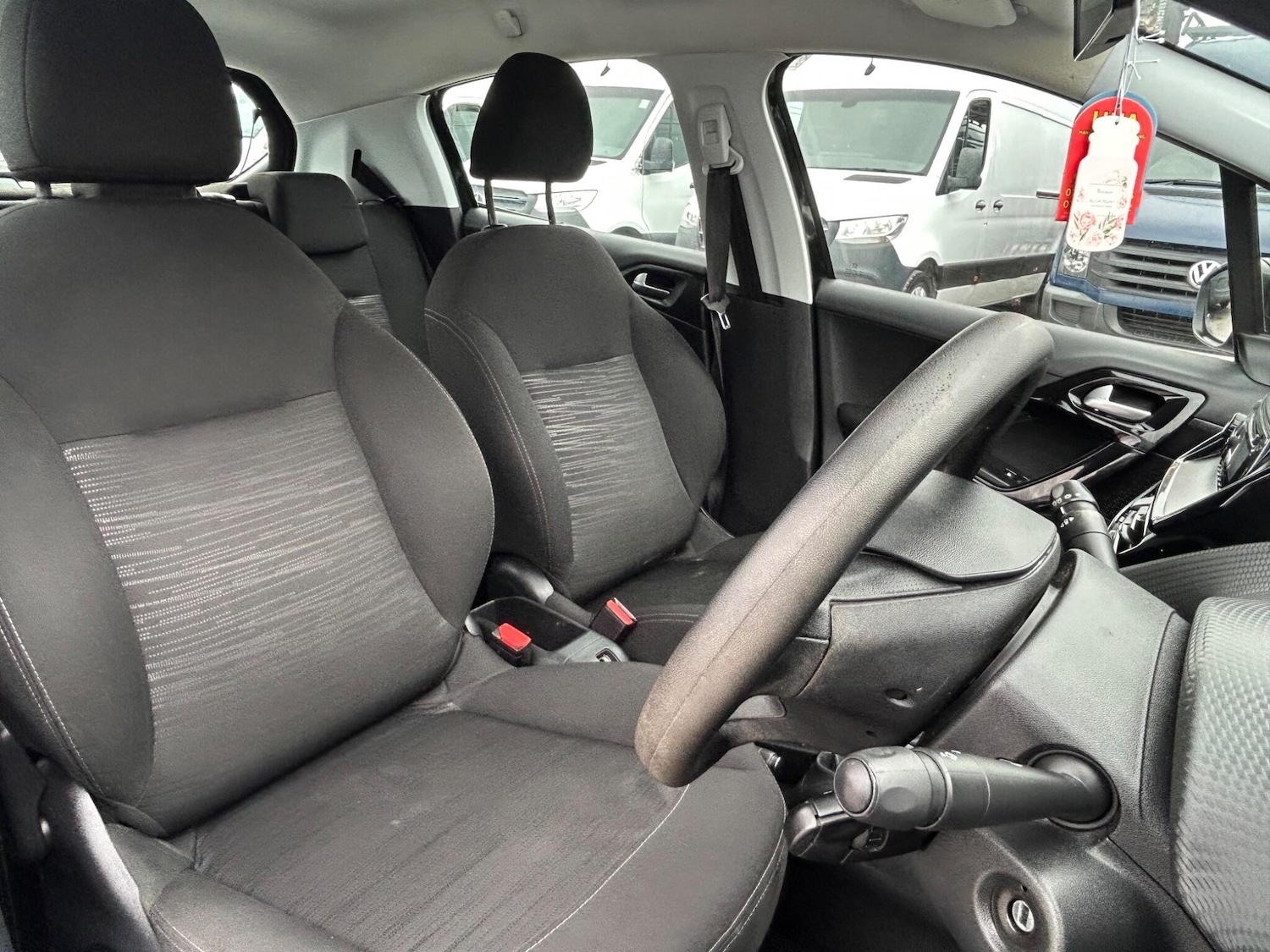 Used Peugeot 208 2015 for sale - 77559281: Photo 9