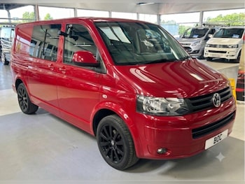 Used Volkswagen Transporter 2015 for sale - 78999800: Photo
