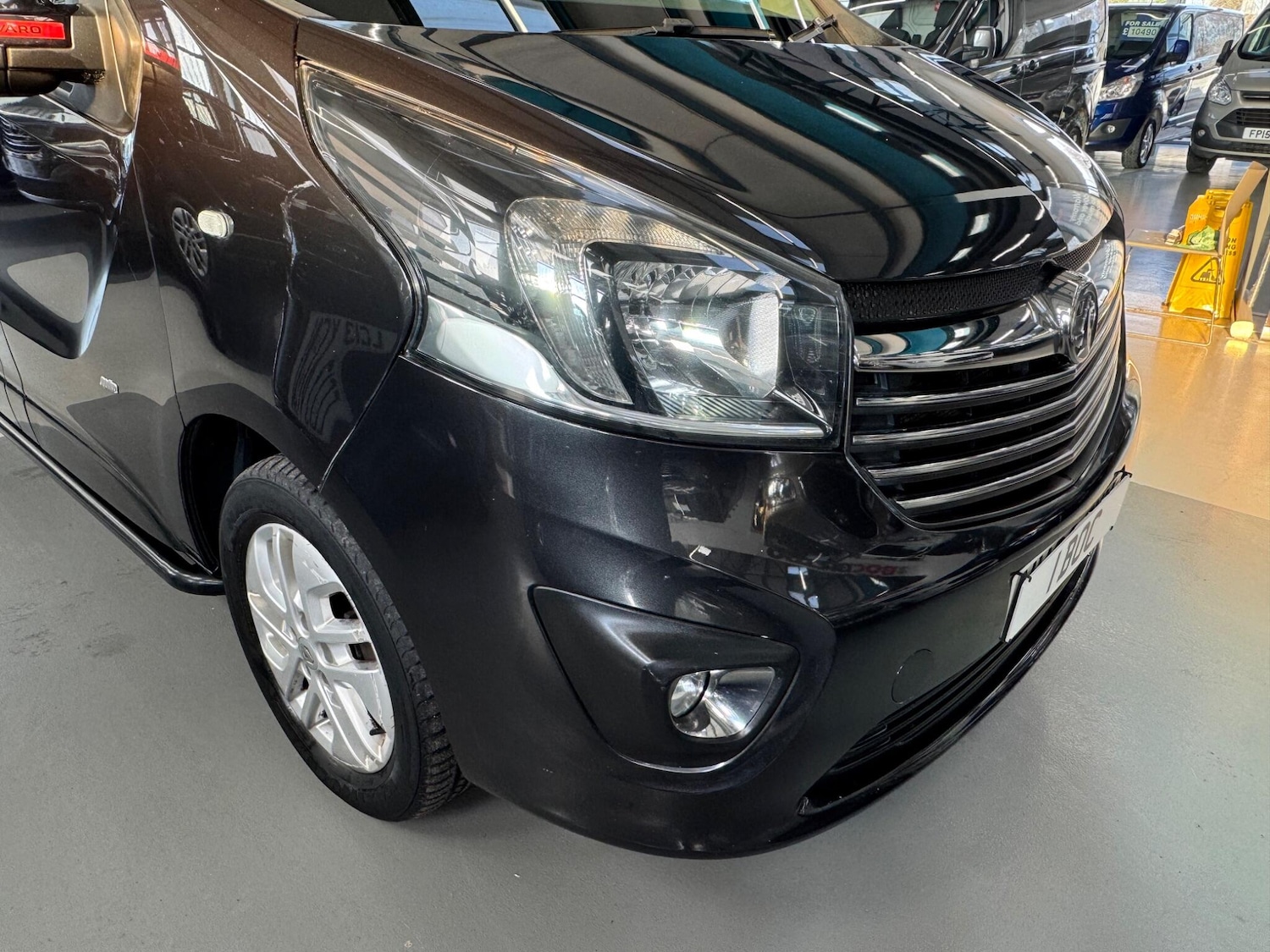 Used Vauxhall Vivaro 2016 for sale - 77364310: Photo 13