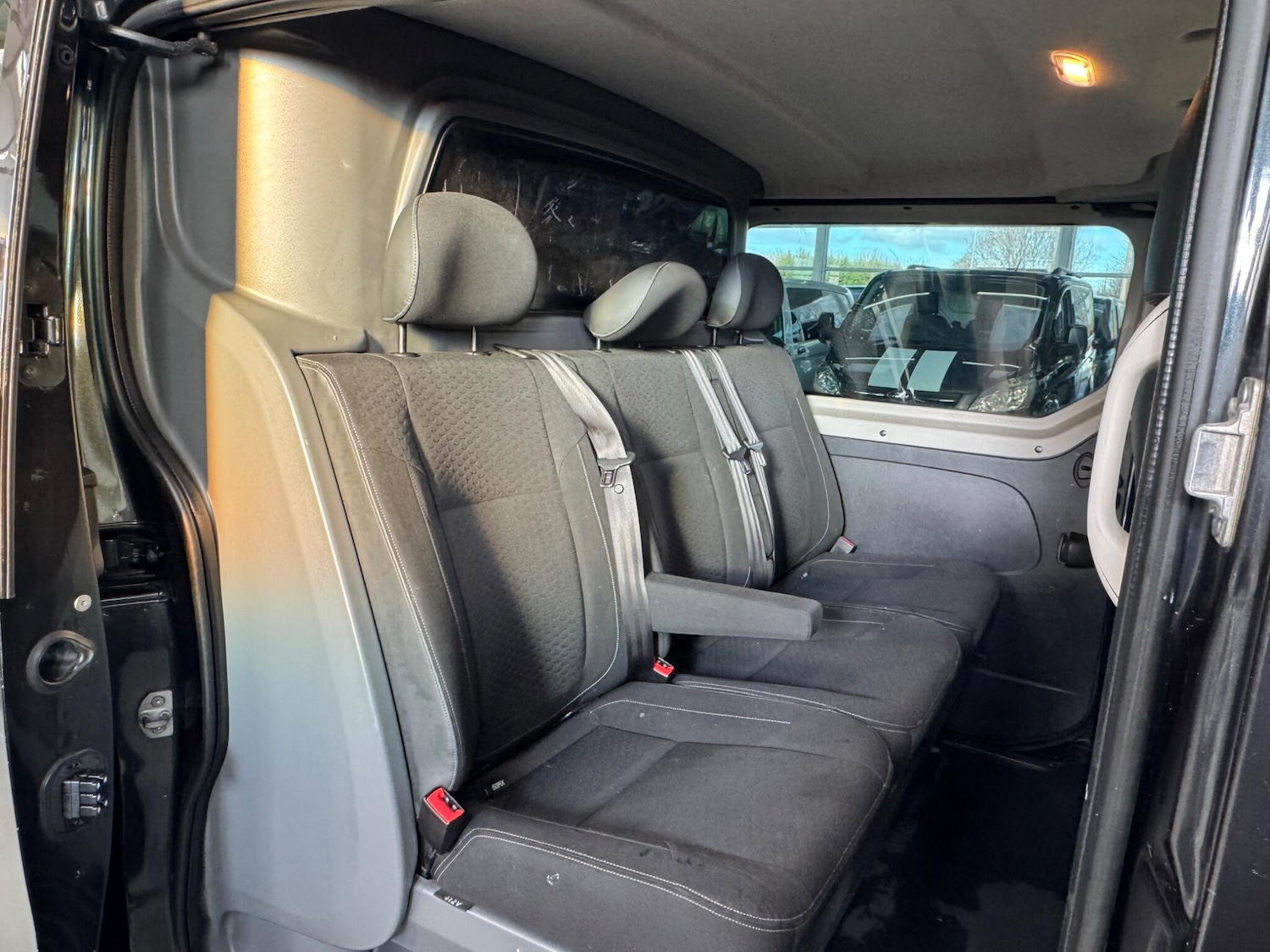 Used Vauxhall Vivaro 2016 for sale - 77364310: Photo 20