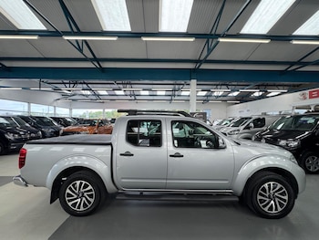 Used Nissan Navara 2014 for sale - 79564737: Photo