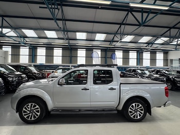 Used Nissan Navara 2014 for sale - 79564737: Photo