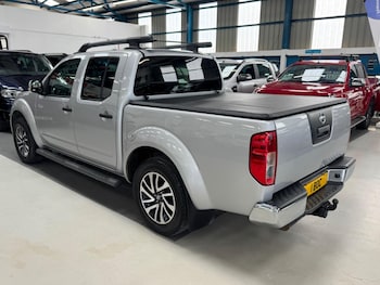 Used Nissan Navara 2014 for sale - 79564737: Photo