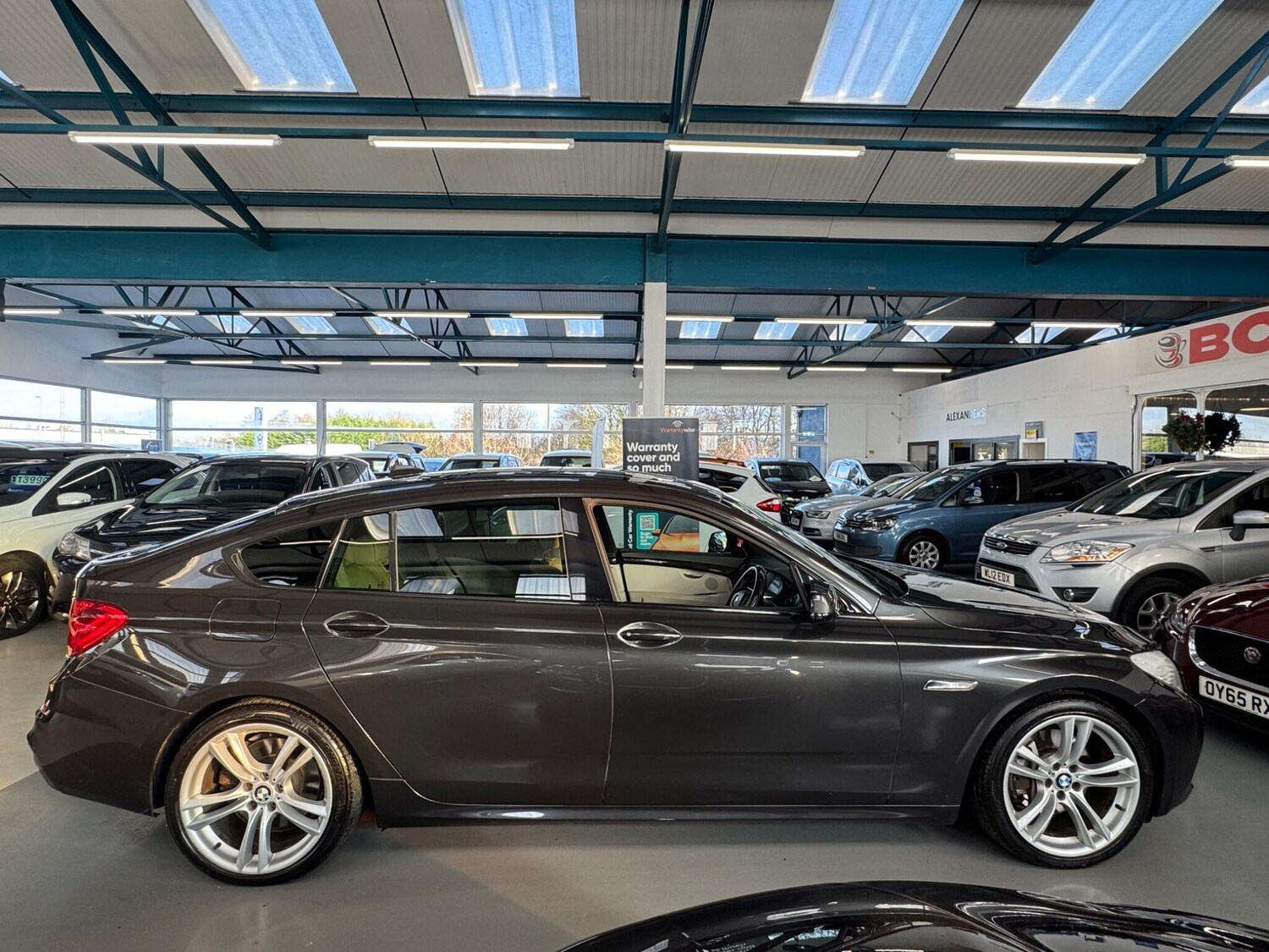 Used BMW 5 Series 2013 for sale - 77364295: Photo 8