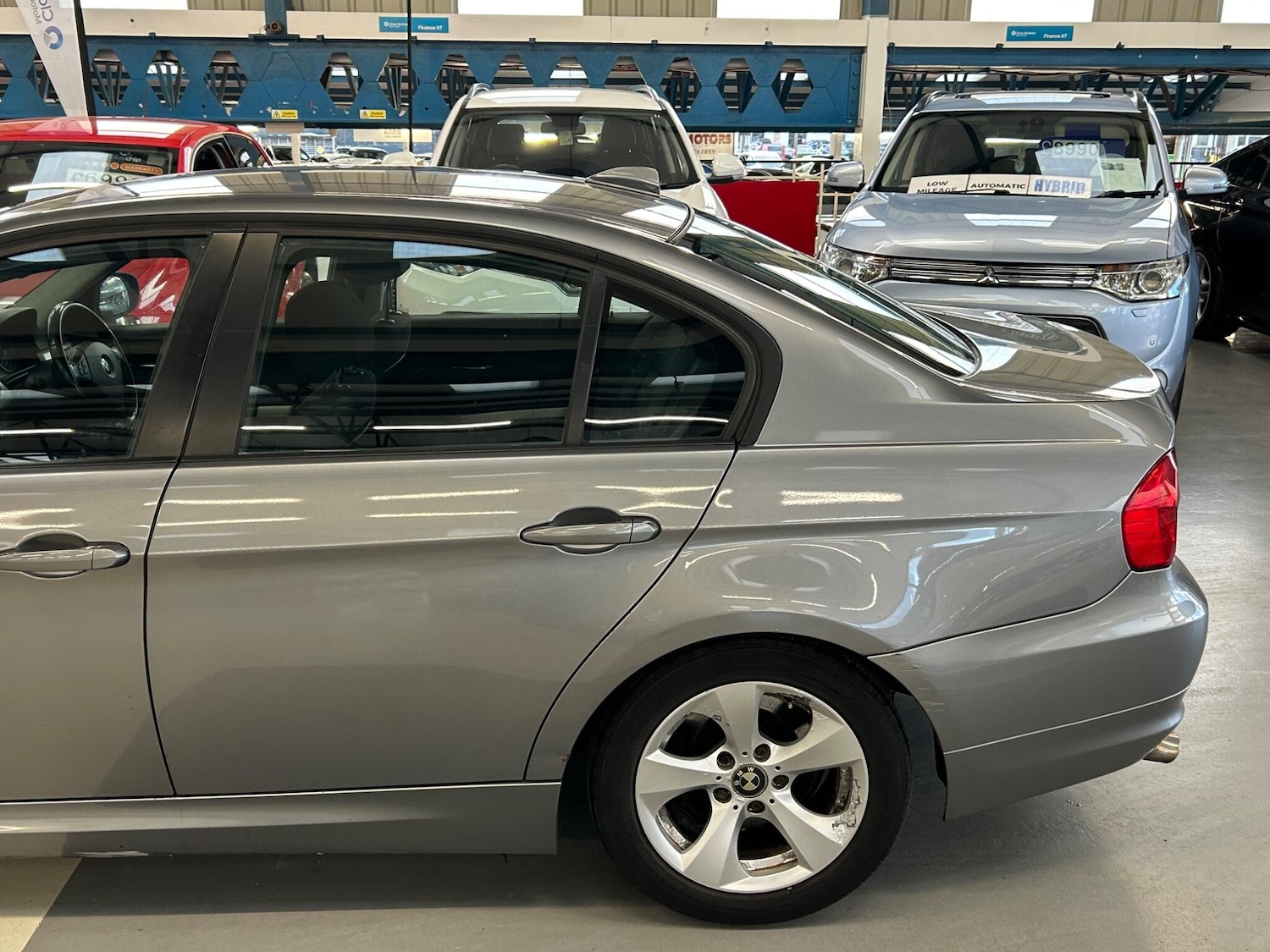 Used BMW 3 Series 2011 for sale - 77364348: Photo 4