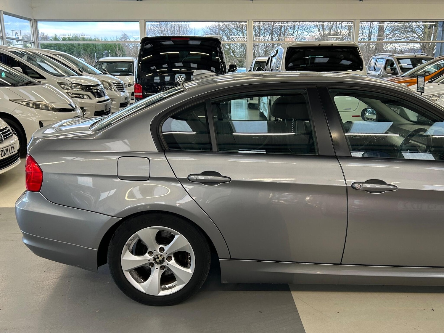 Used BMW 3 Series 2011 for sale - 77364348: Photo 9