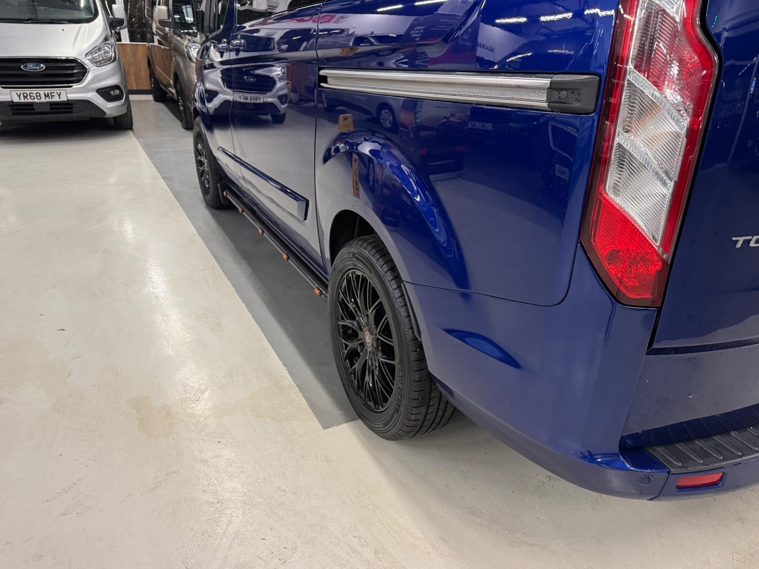 Used Ford Tourneo Custom for sale - 77364347: Photo 11