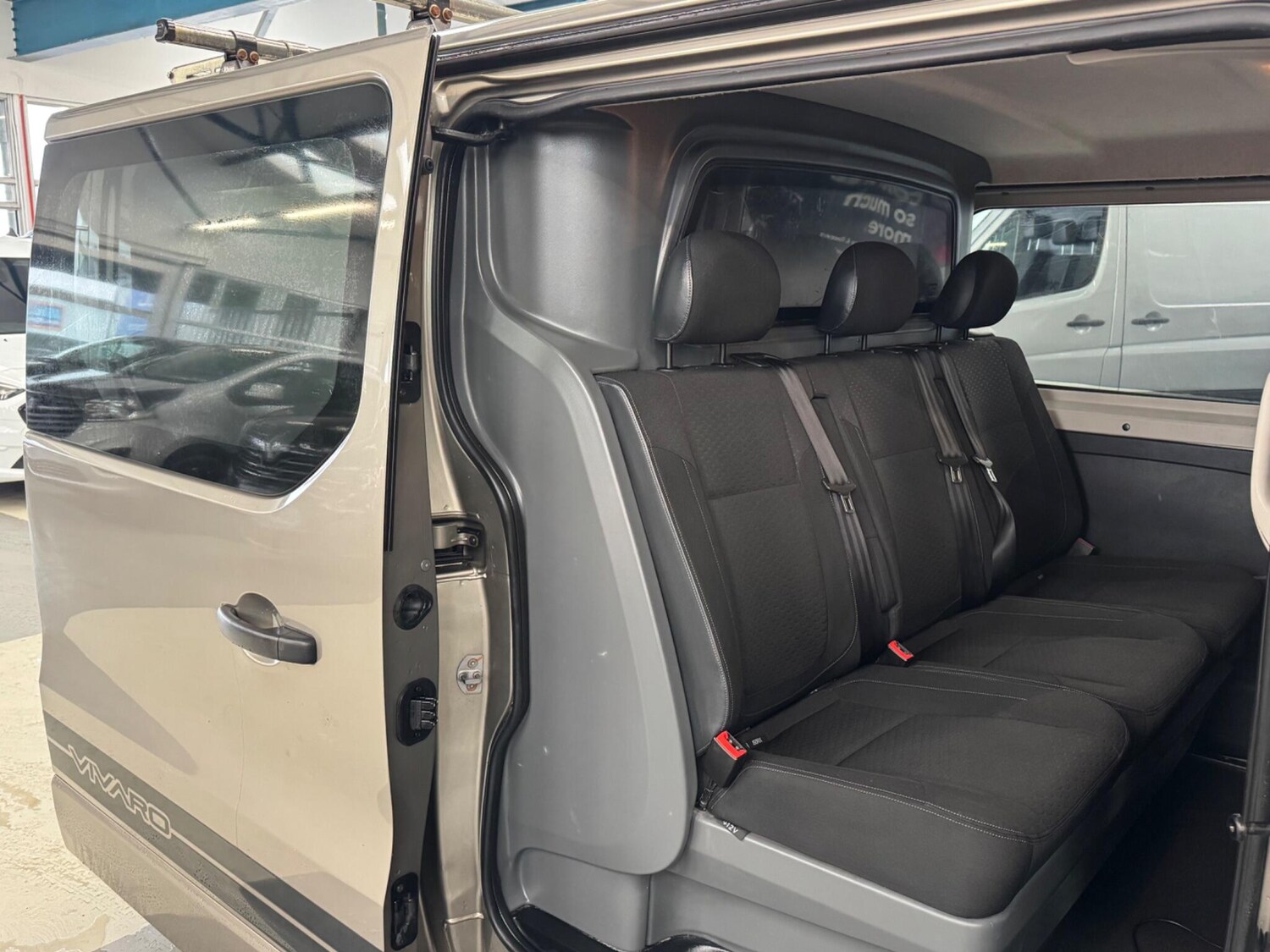 Used Vauxhall Vivaro 2017 for sale - 77364329: Photo 24