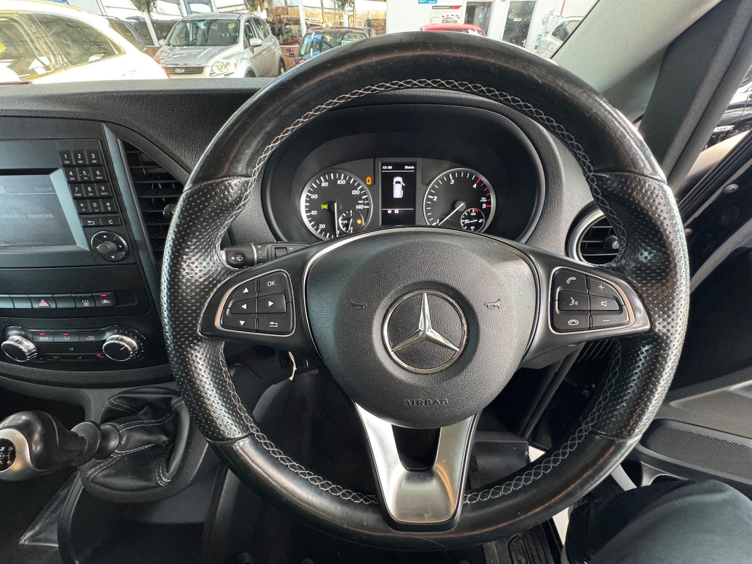 Used Mercedes-Benz Vito 2016 for sale - 77364376: Photo 17