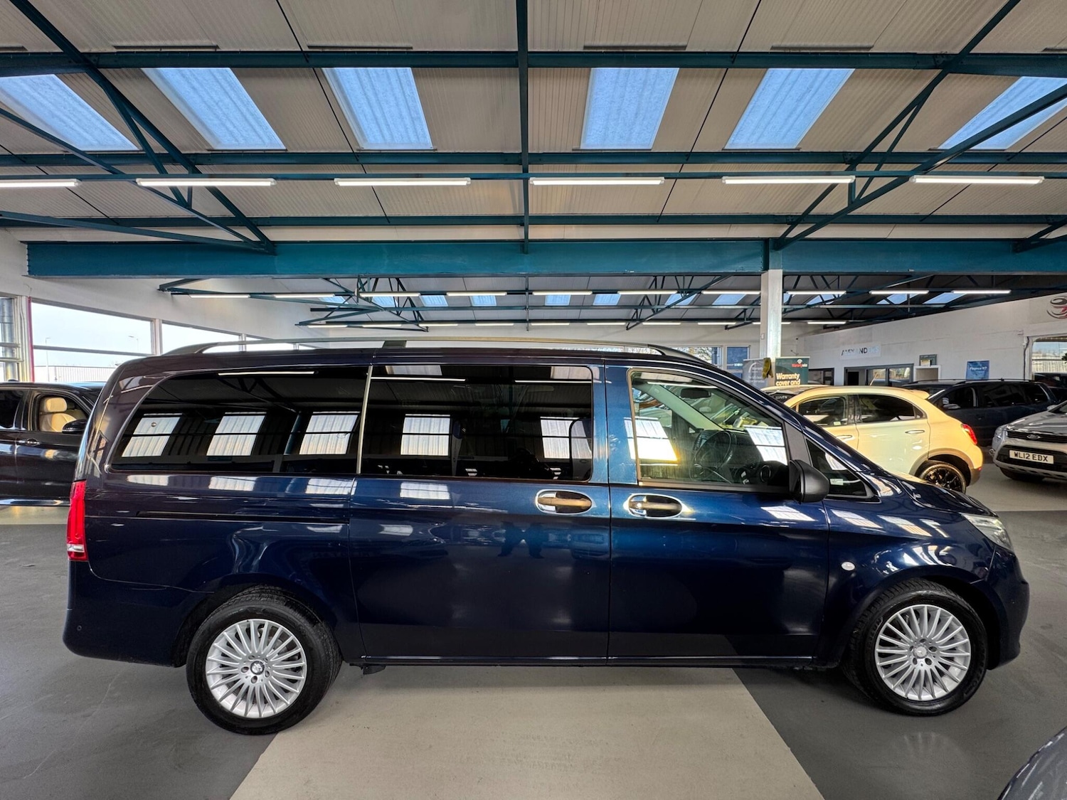 Used Mercedes-Benz Vito 2016 for sale - 77364376: Photo 5