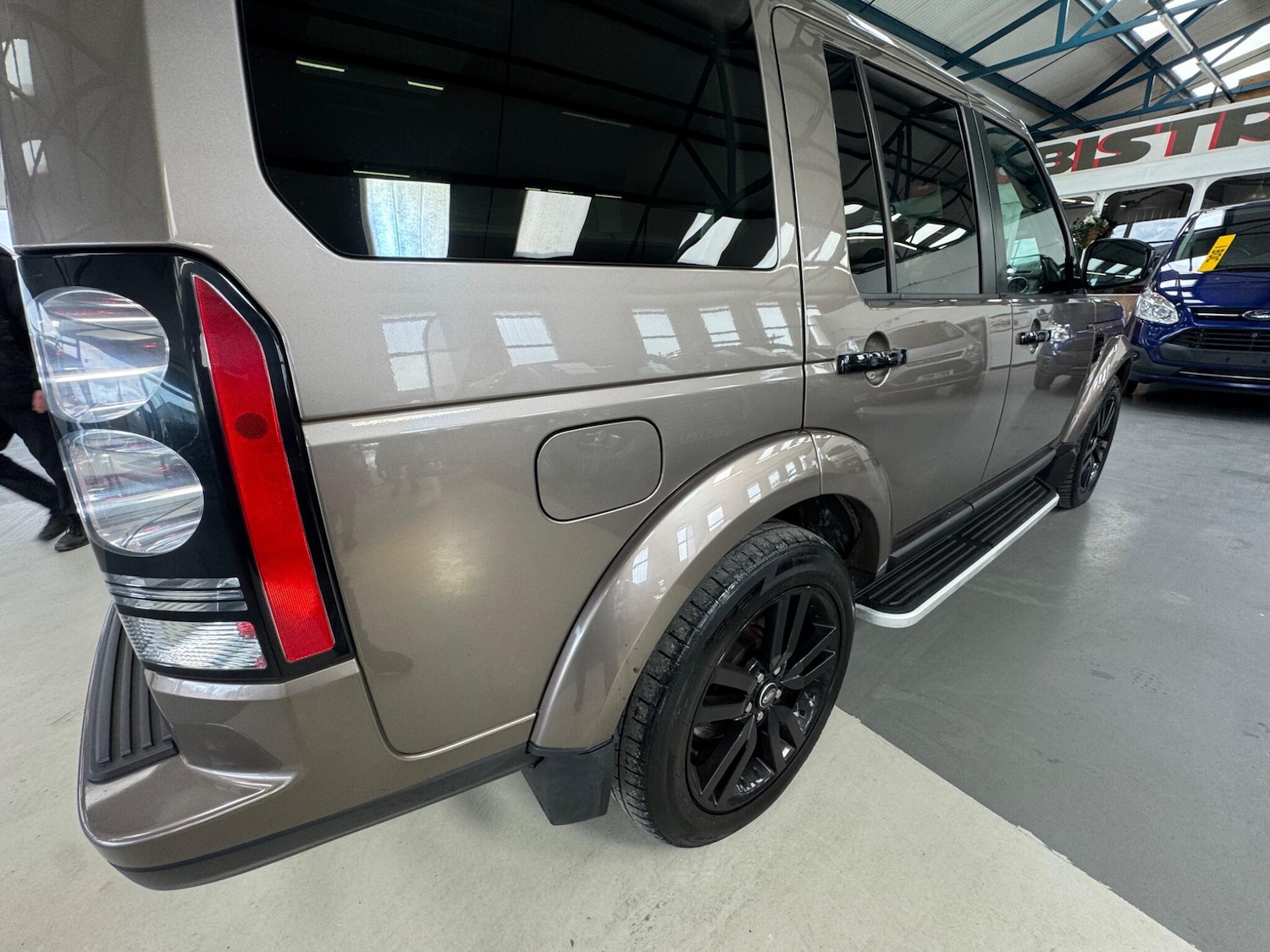 Used Land Rover Discovery 2015 for sale - 78099844: Photo 13