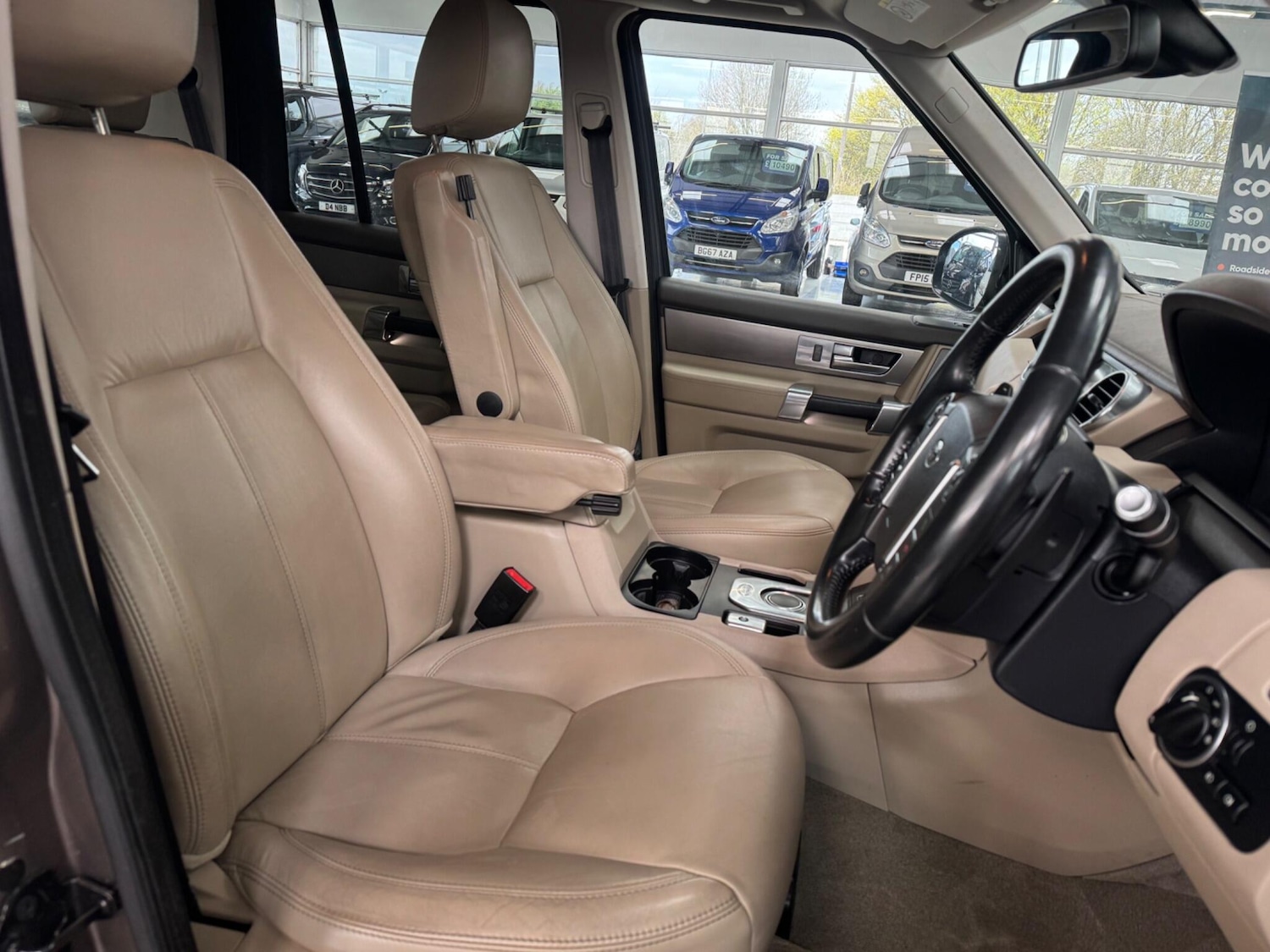 Used Land Rover Discovery 2015 for sale - 78099844: Photo 16