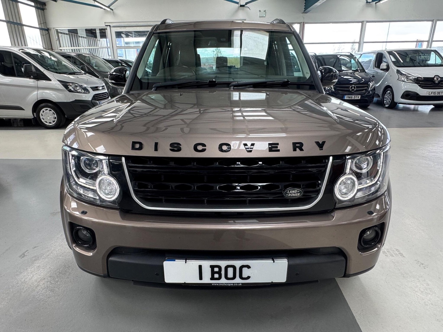 Used Land Rover Discovery 2015 for sale - 78099844: Photo 2