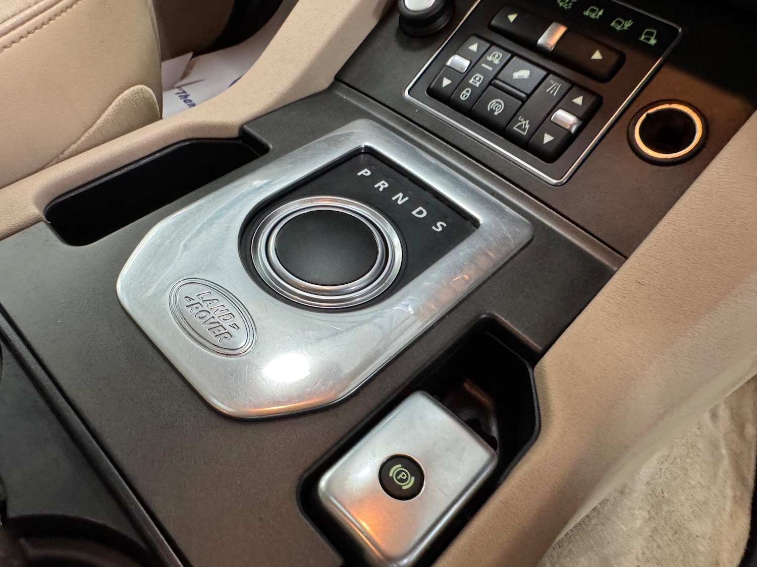 Used Land Rover Discovery 2015 for sale - 78099844: Photo 21